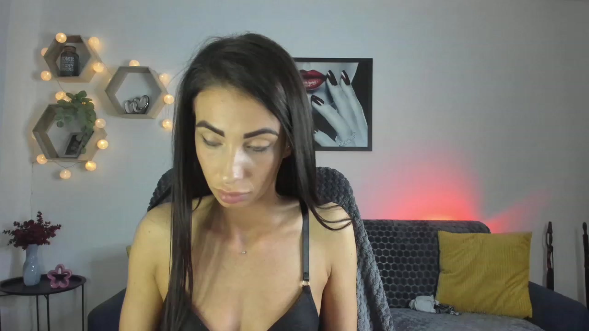 Gallery image thumbnail from Adria_Rae18's myfreecams stream on, 04/20/2023, 16:46 image 14 of 20
