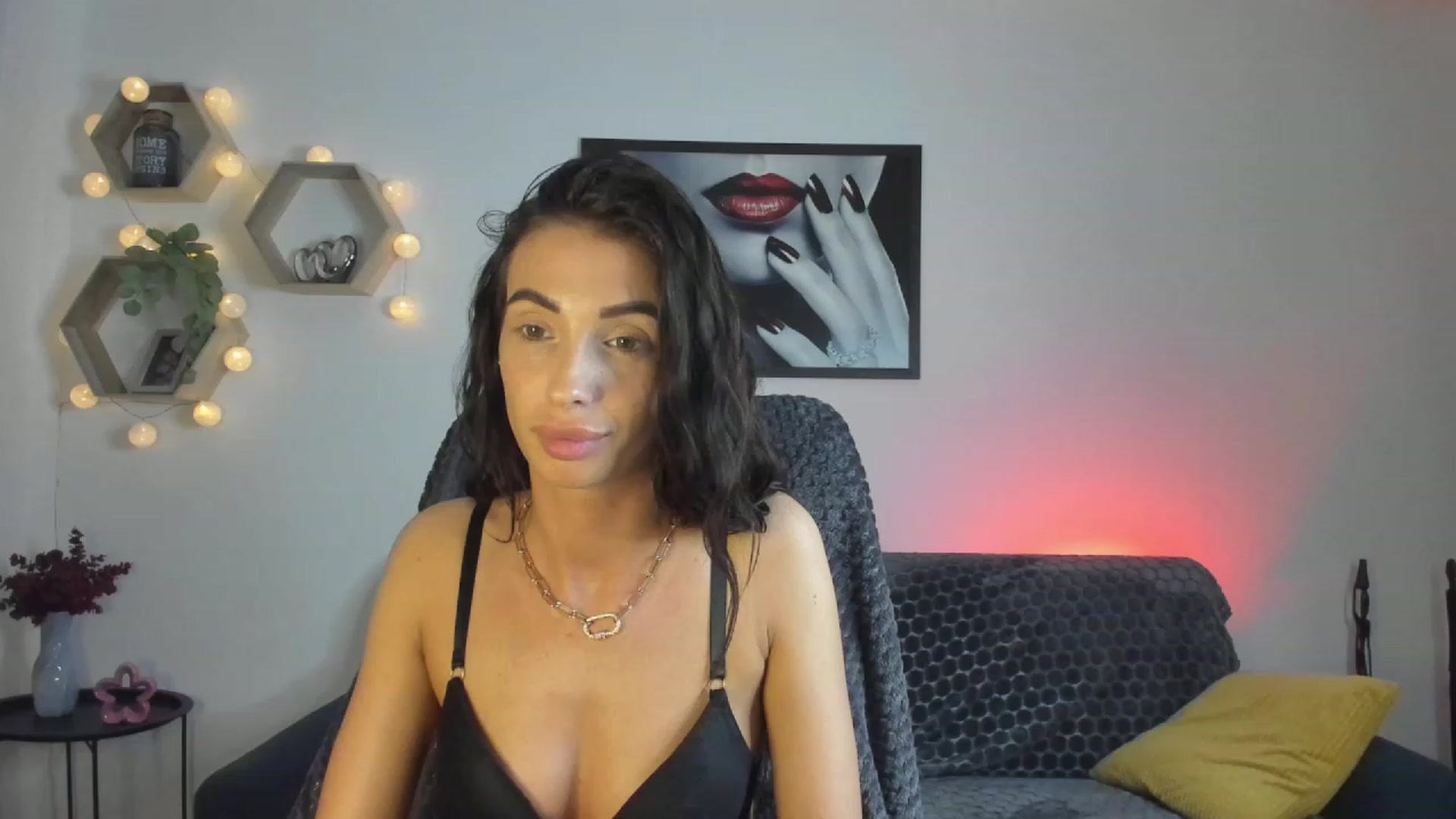 Gallery image thumbnail from Adria_Rae18's myfreecams stream on, 04/24/2023, 18:03 image 13 of 20