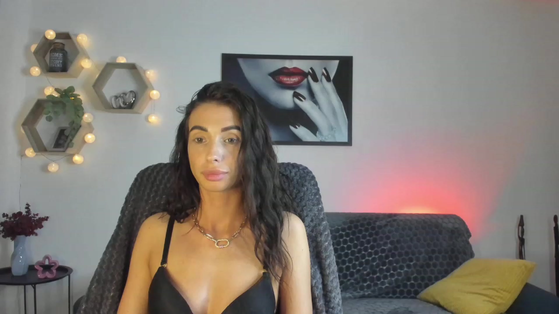 Gallery image thumbnail from Adria_Rae18's myfreecams stream on, 04/24/2023, 18:03 image 15 of 20