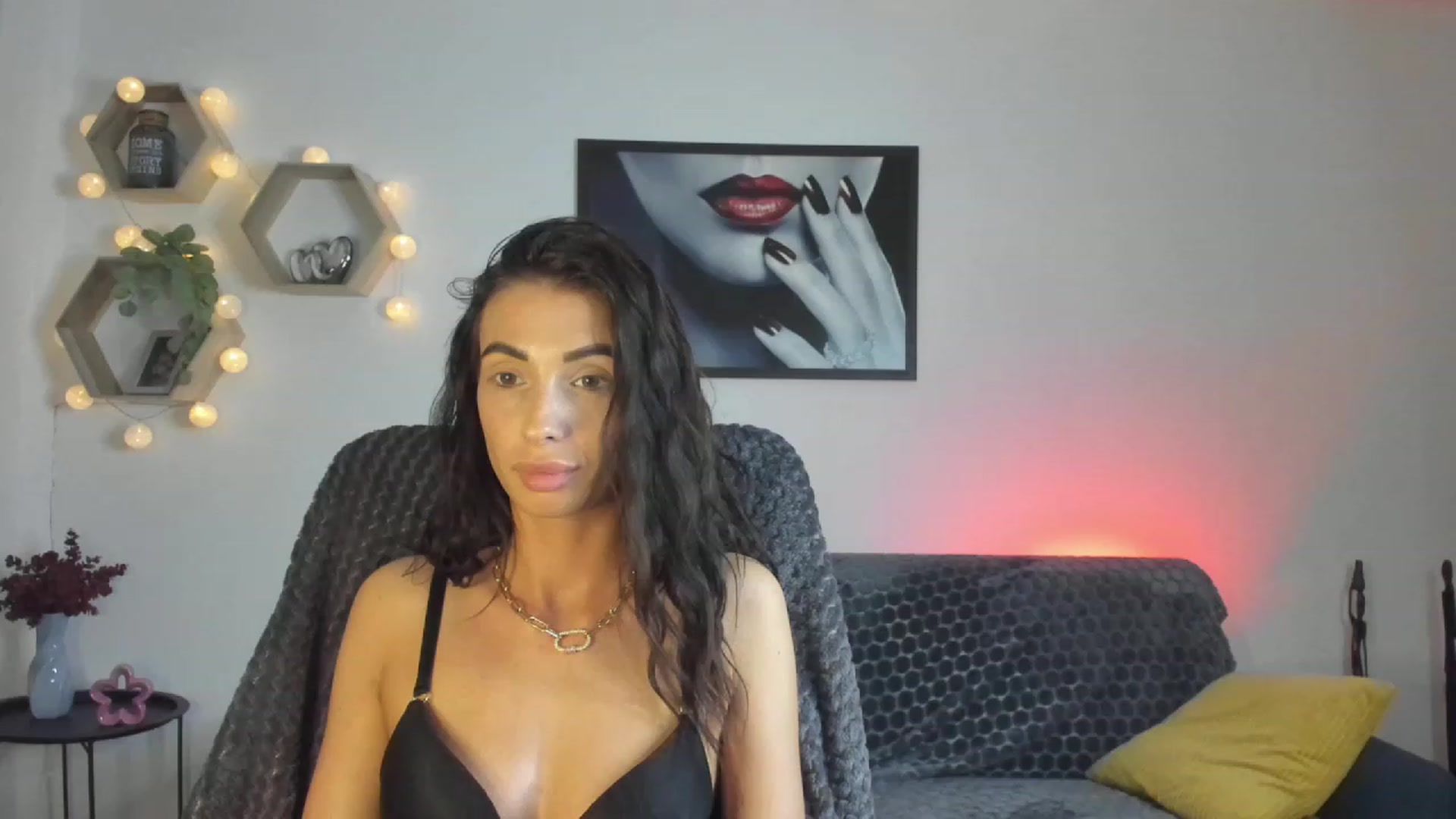 Gallery image thumbnail from Adria_Rae18's myfreecams stream on, 04/24/2023, 18:03 image 16 of 20