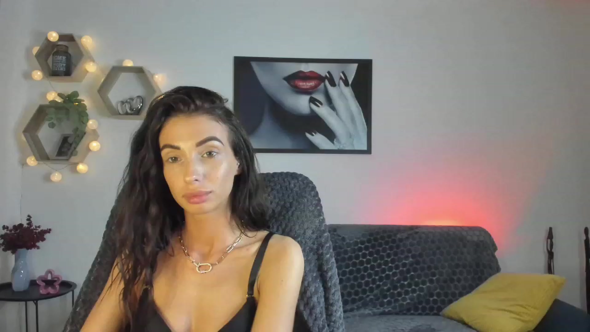 Gallery image thumbnail from Adria_Rae18's myfreecams stream on, 04/24/2023, 18:03 image 17 of 20