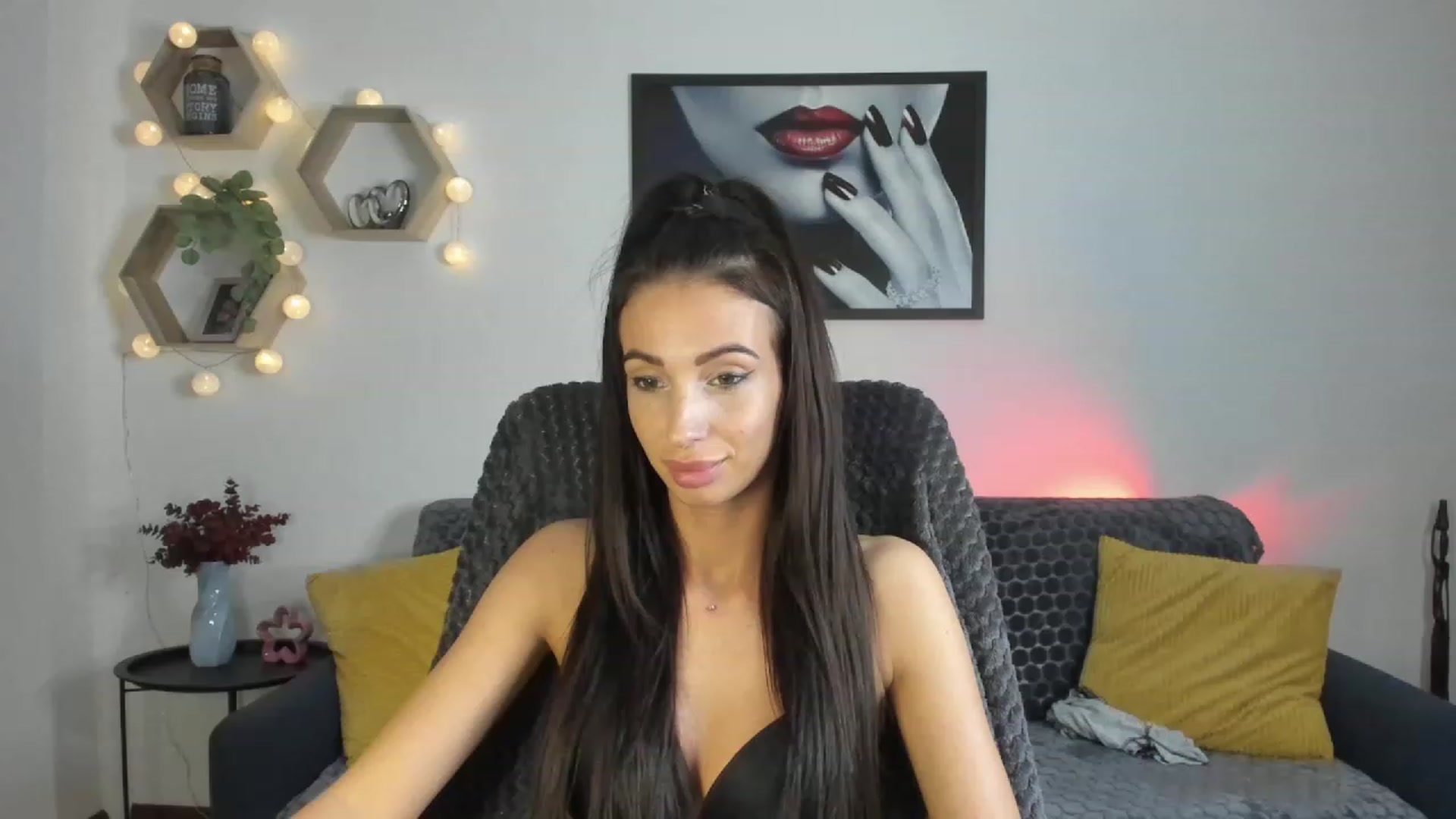 Gallery image thumbnail from Adria_Rae18's myfreecams stream on, 04/28/2023, 14:59 image 15 of 20