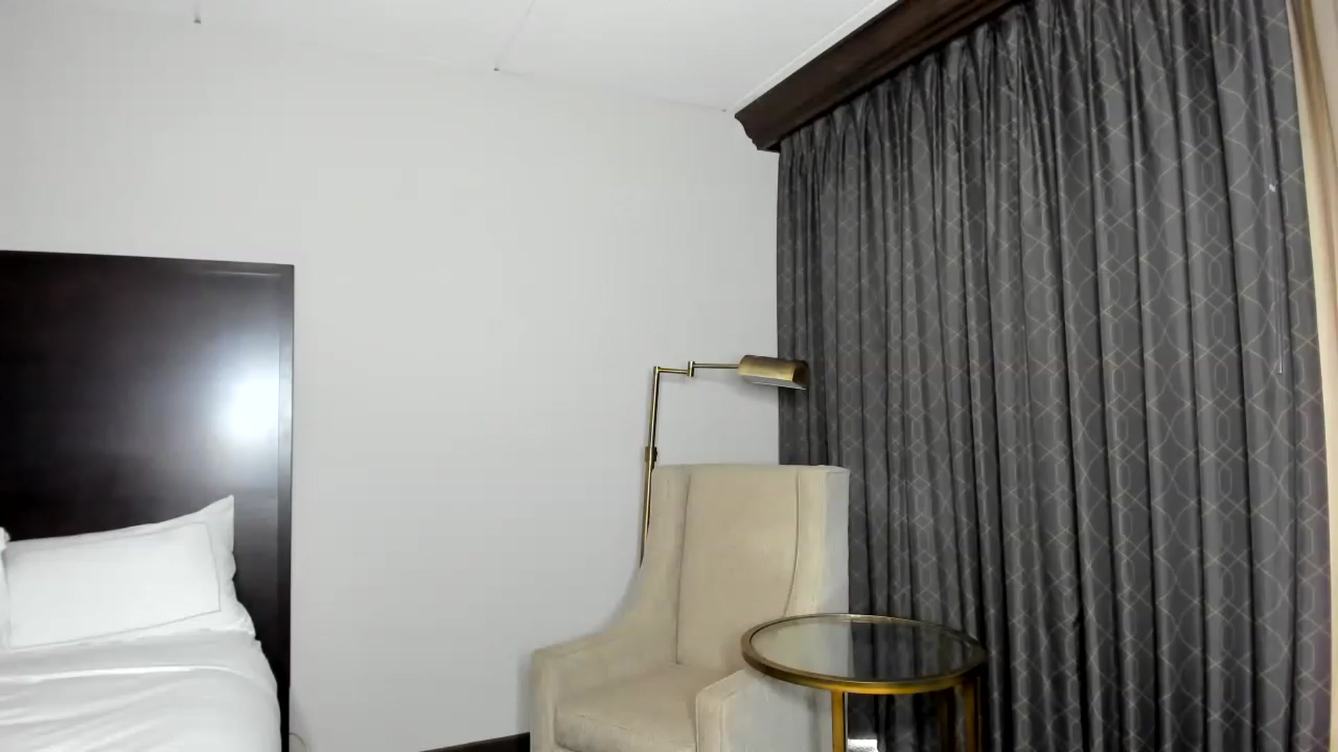 Gallery image thumbnail from AdrianaElla's myfreecams stream on, 05/14/2023, 22:23 image 9 of 20
