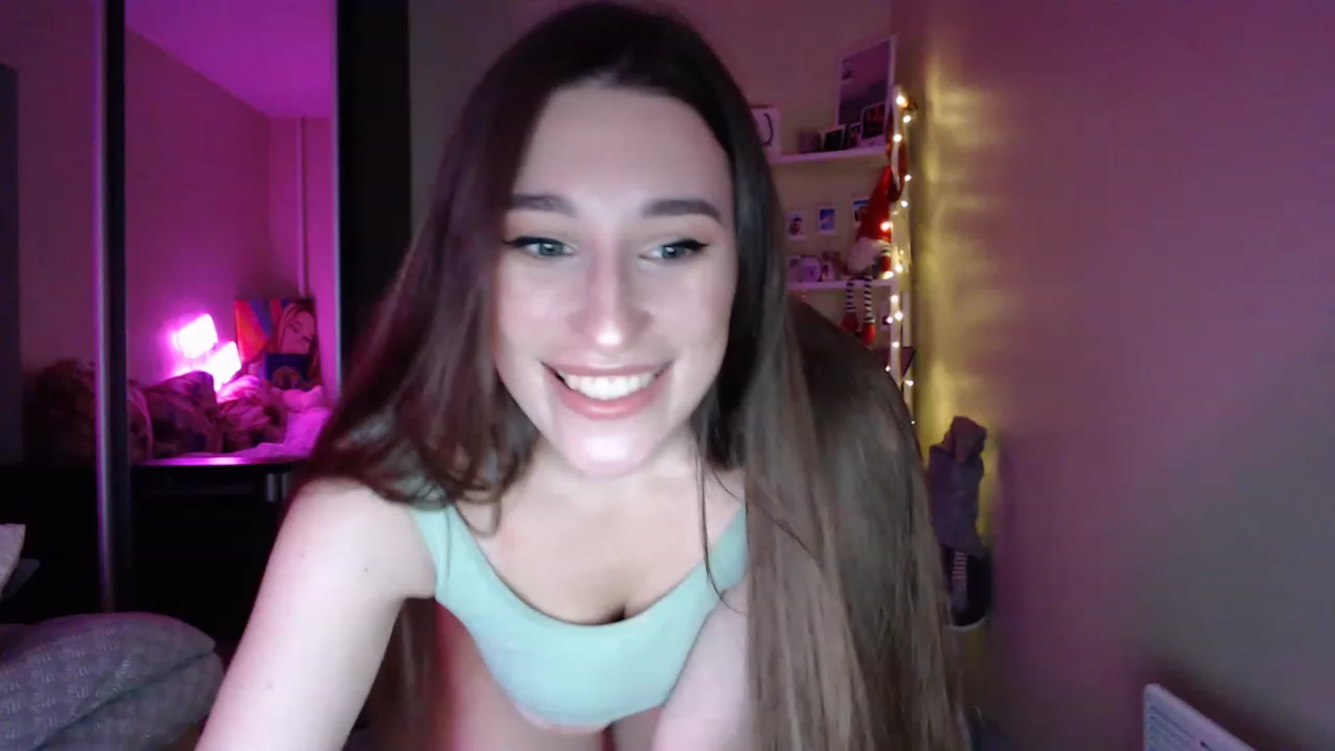 Gallery image thumbnail from Adriana_b's myfreecams stream on, 11/28/2022, 14:46 image 4 of 20