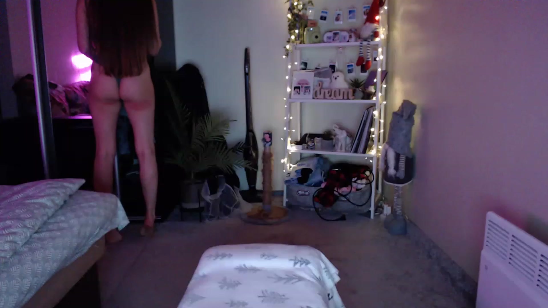Gallery image thumbnail from Adriana_b's myfreecams stream on, 12/03/2022, 16:20 image 19 of 20