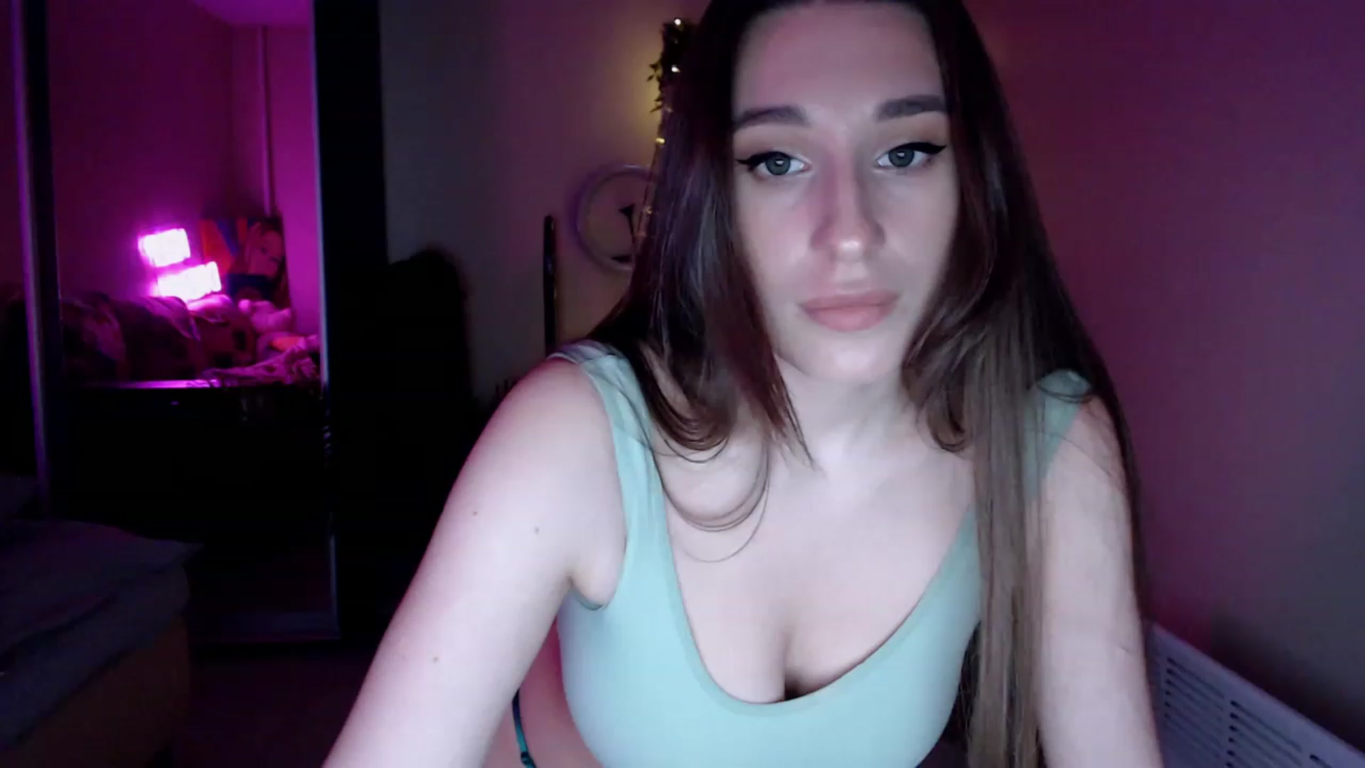 Gallery image thumbnail from Adriana_b's myfreecams stream on, 01/28/2023, 15:56 image 4 of 20