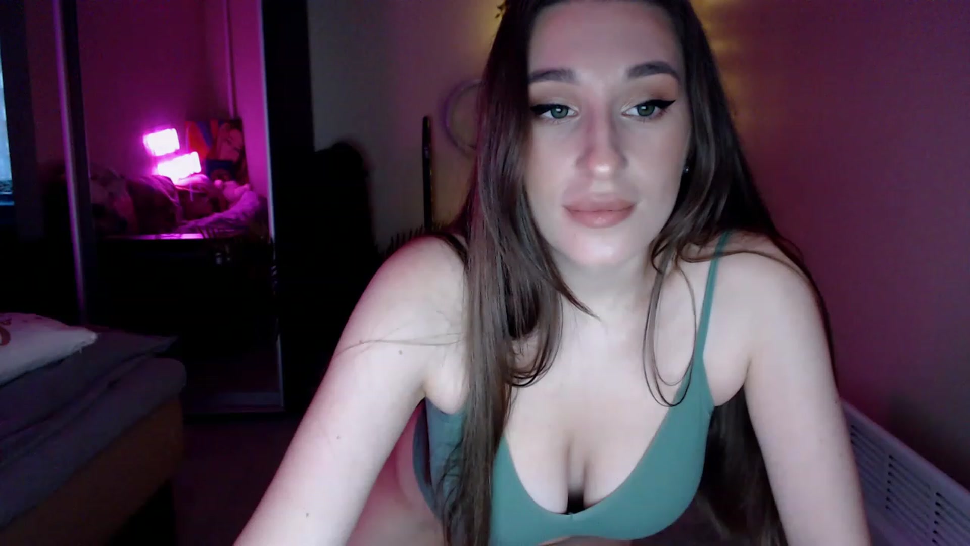 Gallery image thumbnail from Adriana_b's myfreecams stream on, 01/29/2023, 14:57 image 12 of 20