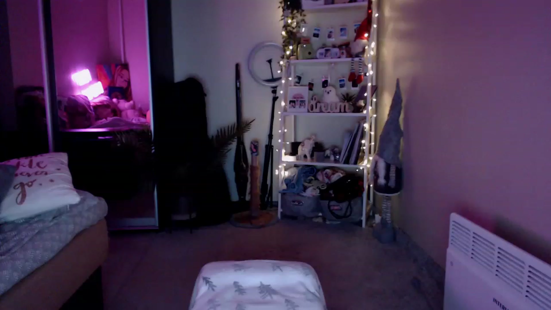 Gallery image thumbnail from Adriana_b's myfreecams stream on, 02/04/2023, 15:23 image 13 of 20