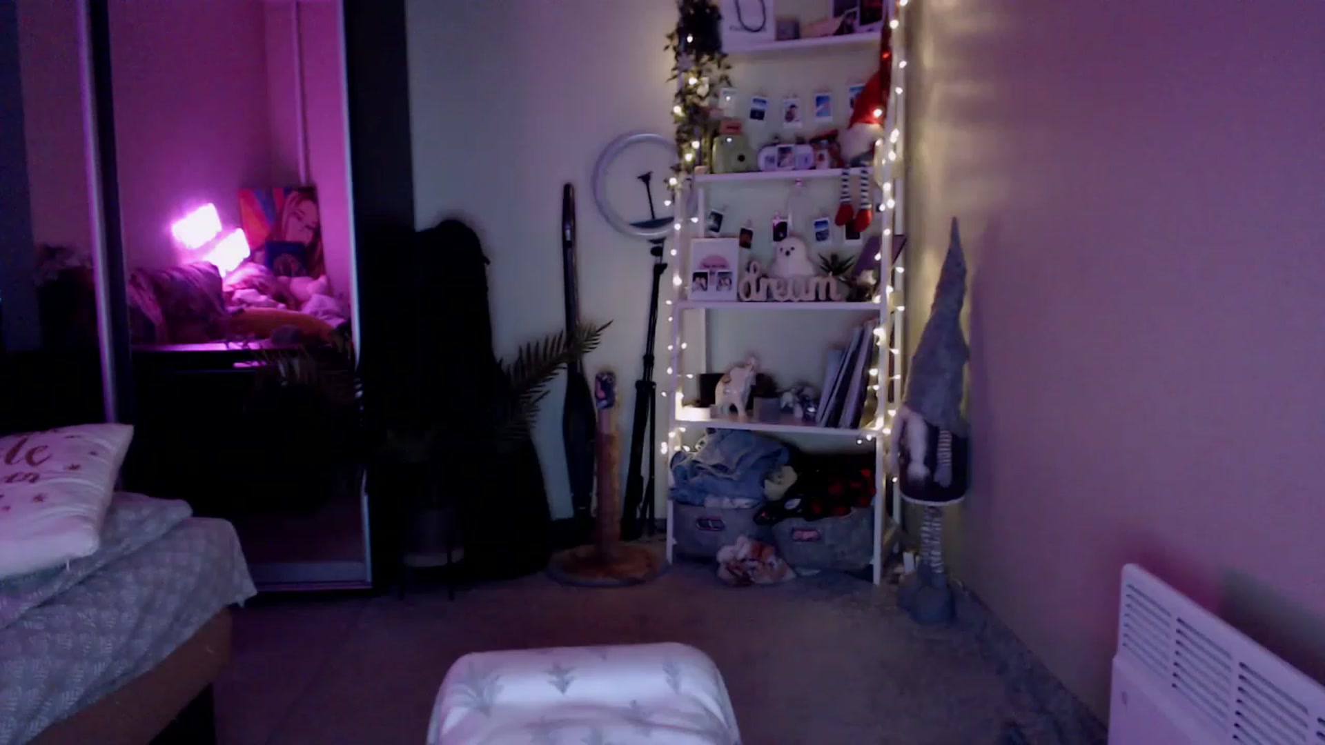 Gallery image thumbnail from Adriana_b's myfreecams stream on, 02/07/2023, 15:13 image 1 of 20