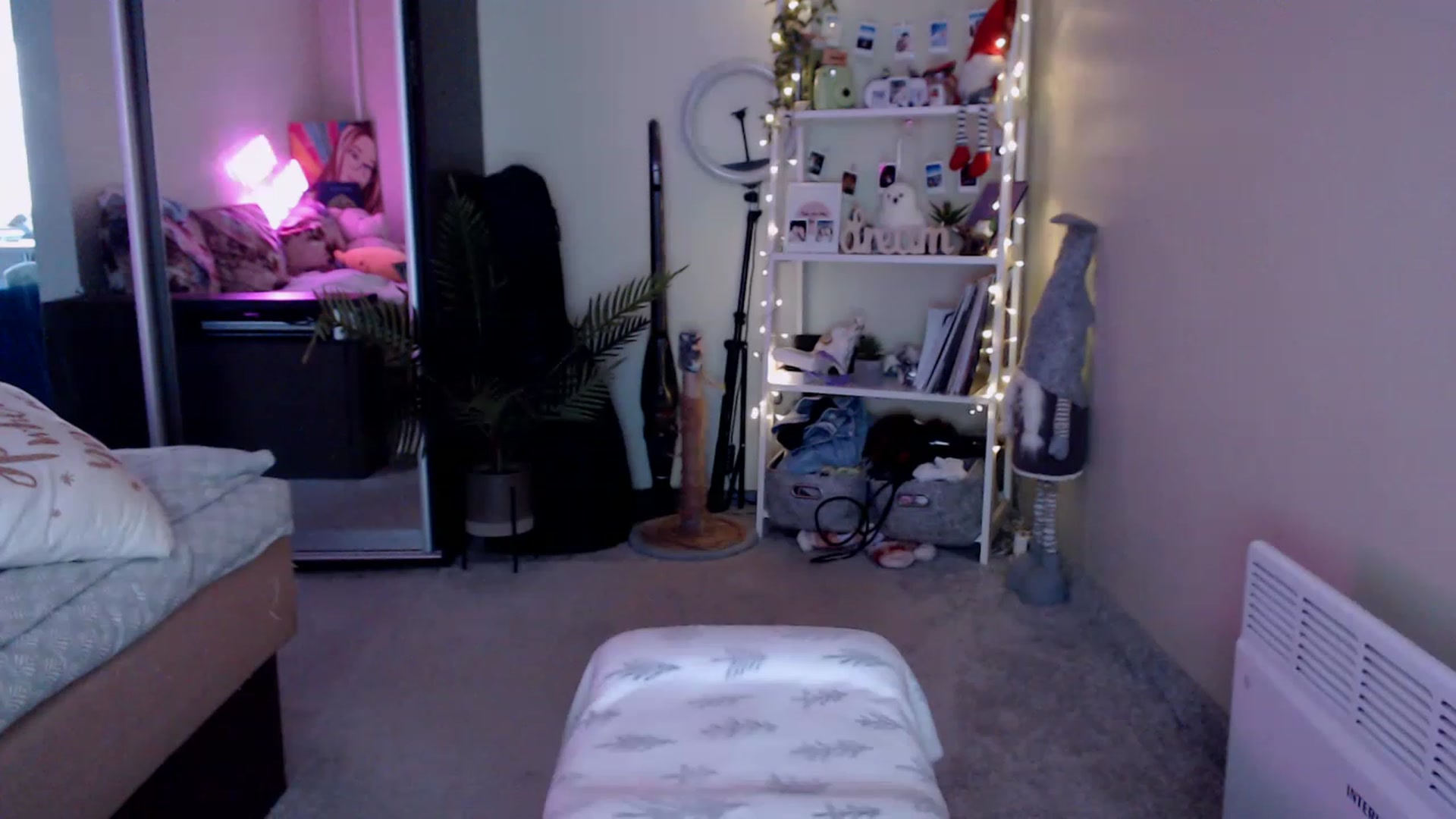 Gallery image thumbnail from Adriana_b's myfreecams stream on, 03/04/2023, 15:04 image 12 of 20
