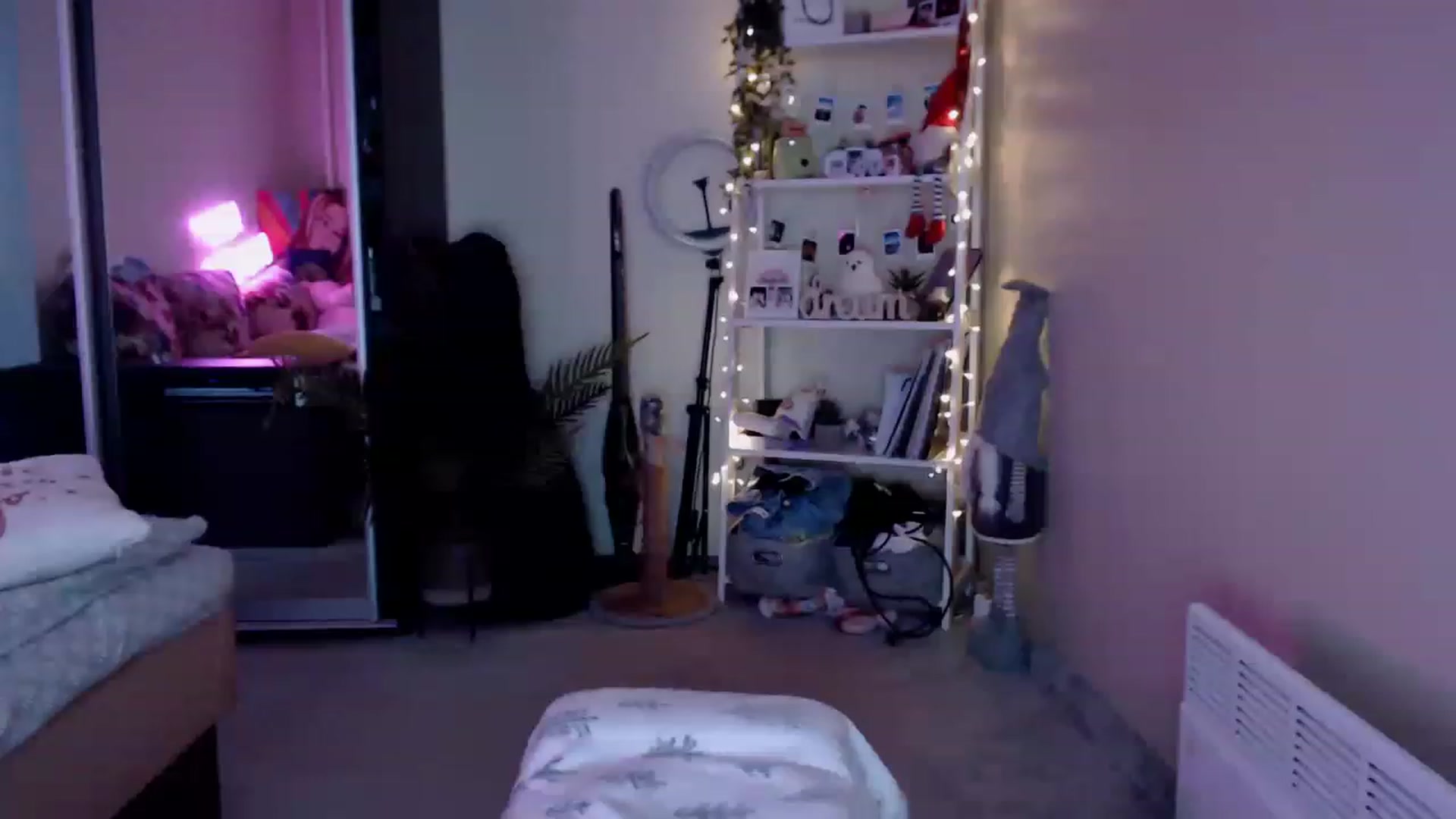 Gallery image thumbnail from Adriana_b's myfreecams stream on, 03/05/2023, 14:23 image 13 of 20