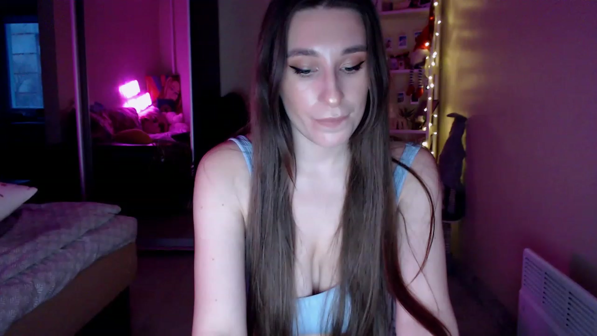 Gallery image thumbnail from Adriana_b's myfreecams stream on, 03/05/2023, 15:35 image 20 of 20