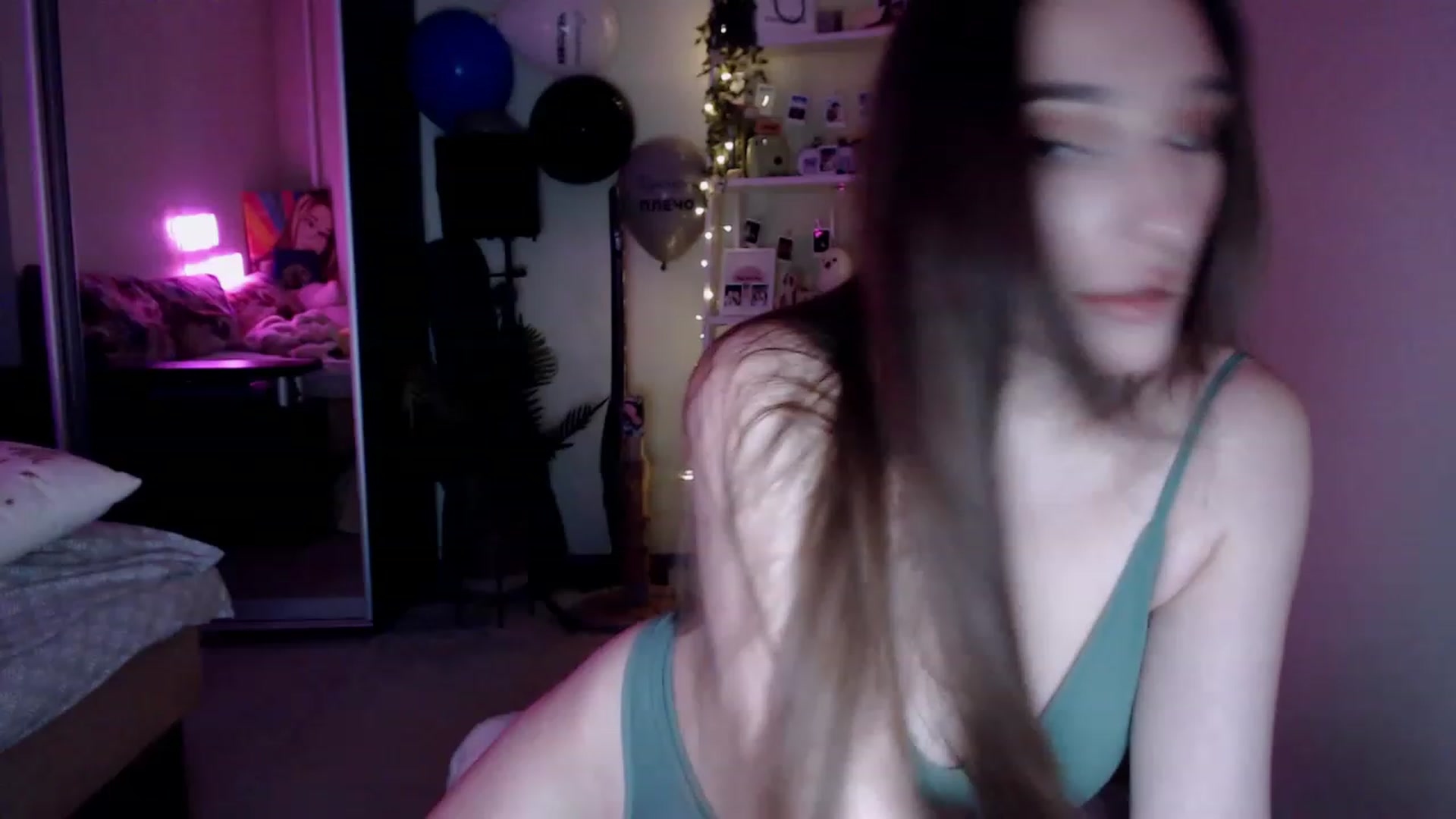 Gallery image thumbnail from Adriana_b's myfreecams stream on, 03/17/2023, 15:09 image 9 of 20