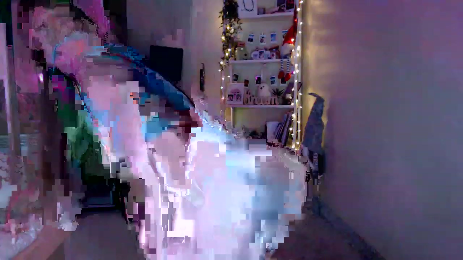 Gallery image thumbnail from Adriana_b's myfreecams stream on, 04/29/2023, 16:10 image 8 of 20