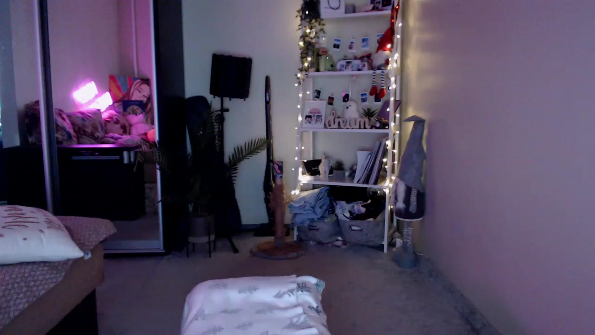 Gallery image thumbnail from Adriana_b's myfreecams stream on, 07/09/2023, 16:35 image 10 of 20