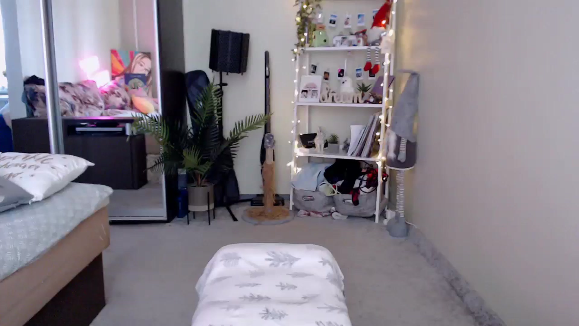 Gallery image thumbnail from Adriana_b's myfreecams stream on, 08/12/2023, 16:03 image 1 of 20