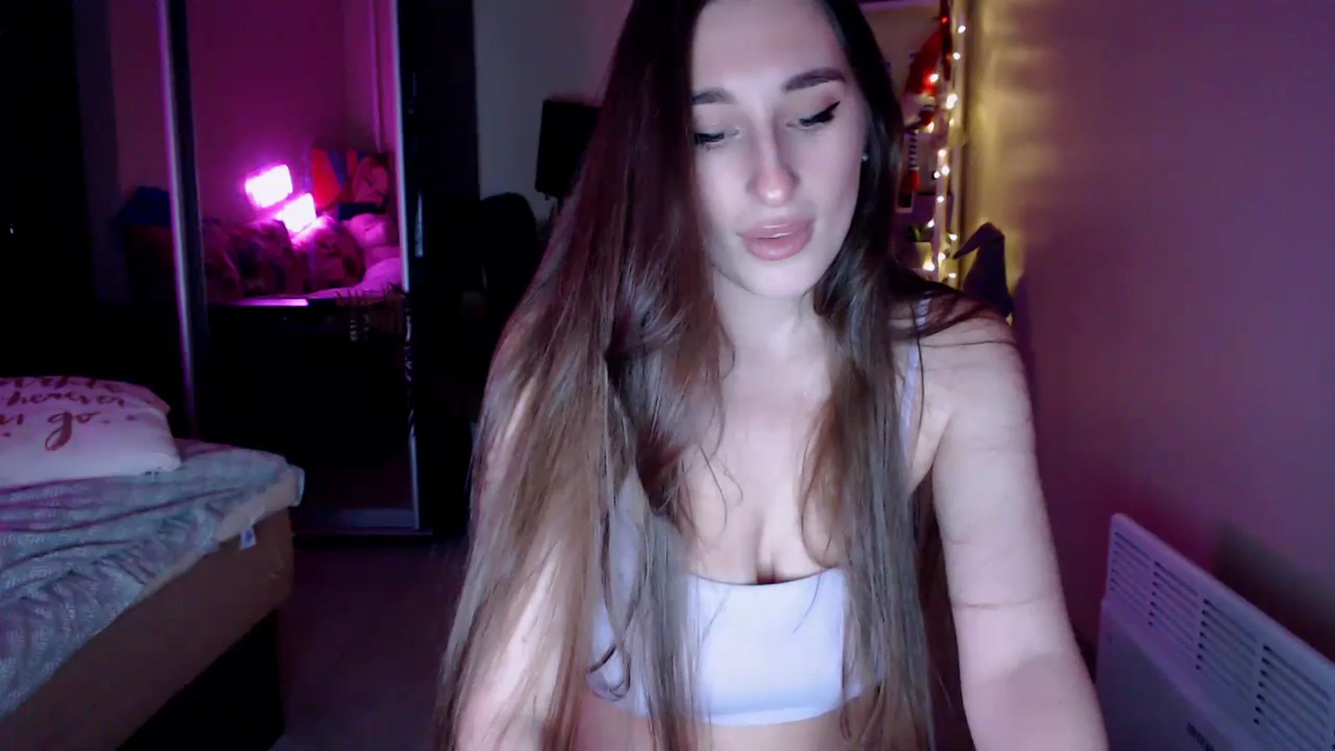 Gallery image thumbnail from Adriana_b's myfreecams stream on, 11/03/2023, 17:29 image 6 of 20