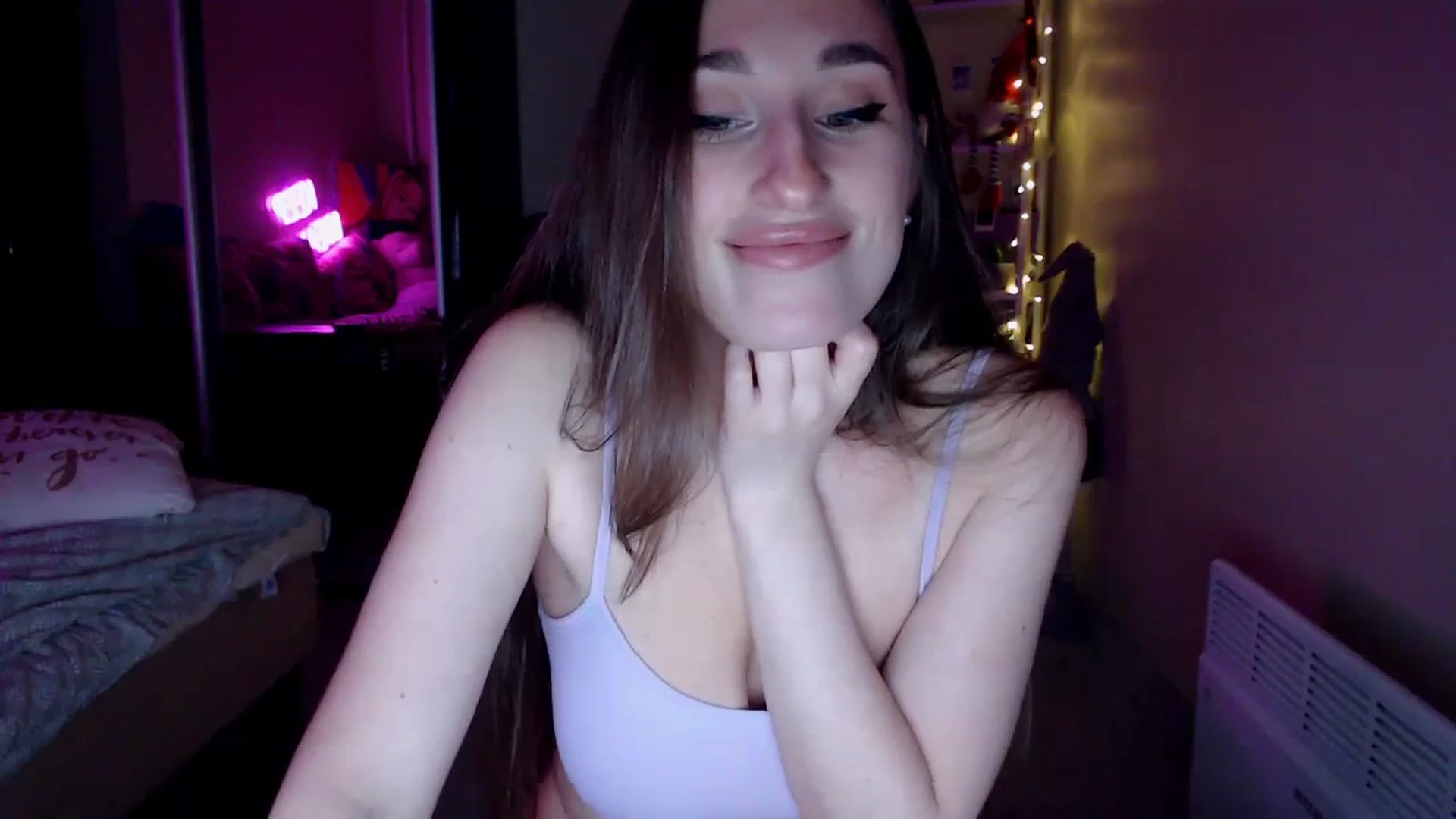 Gallery image thumbnail from Adriana_b's myfreecams stream on, 11/03/2023, 17:29 image 17 of 20
