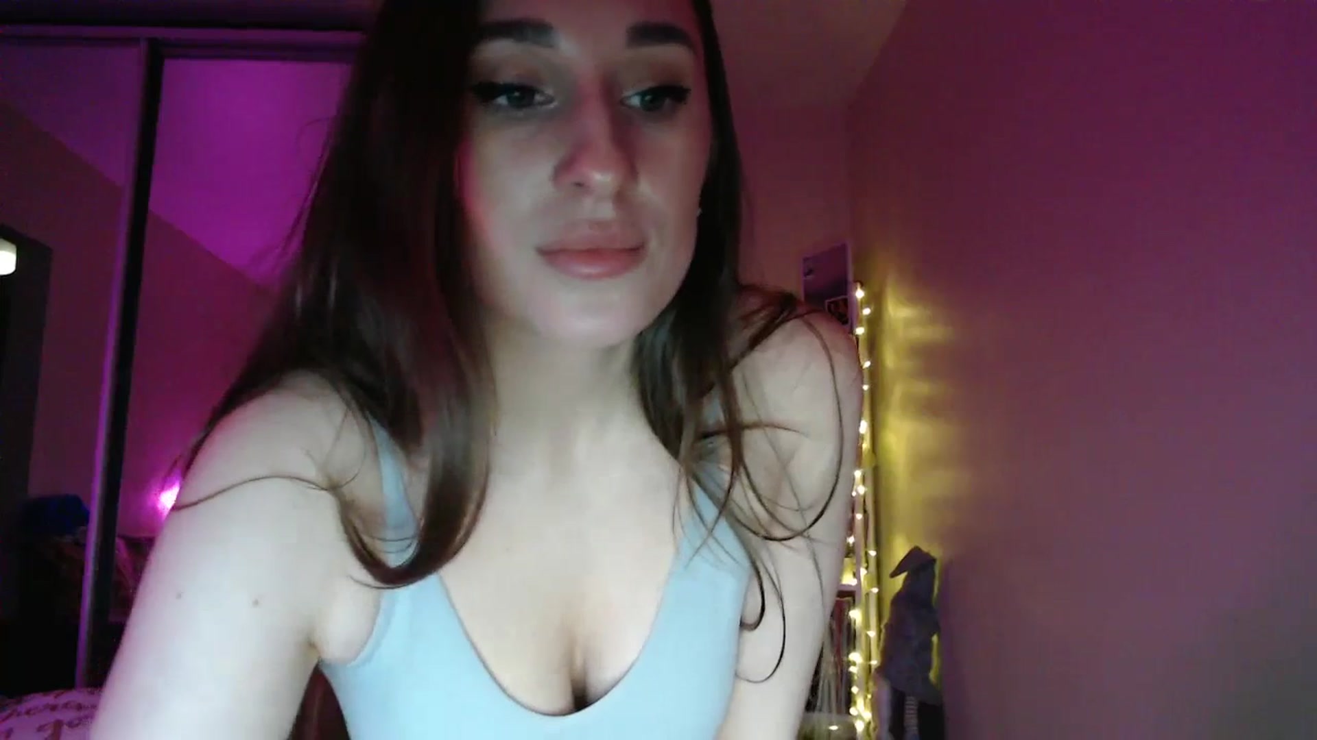 Gallery image thumbnail from Adriana_b's myfreecams stream on, 02/05/2024, 16:28 image 8 of 20