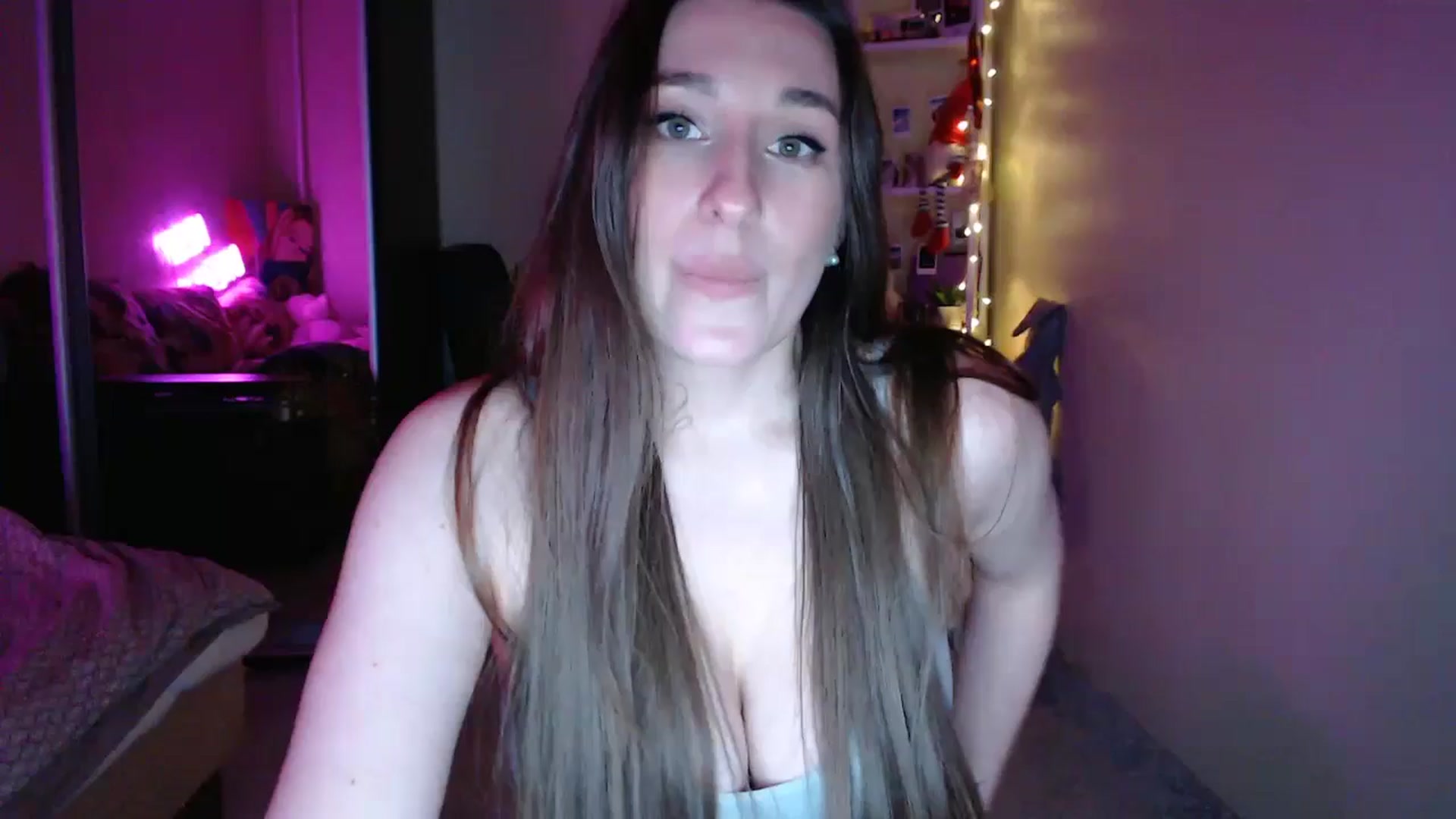 Gallery image thumbnail from Adriana_b's myfreecams stream on, 05/05/2024, 17:45 image 12 of 20