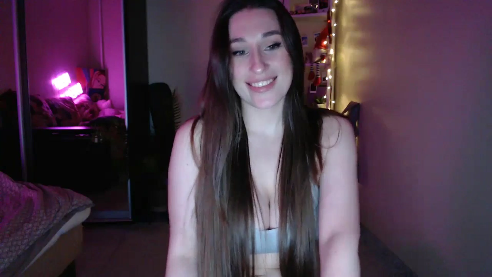 Gallery image thumbnail from Adriana_b's myfreecams stream on, 05/05/2024, 17:45 image 11 of 20