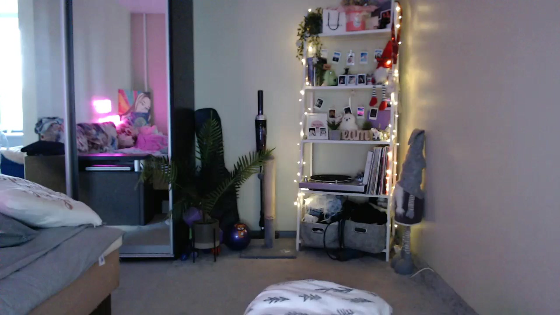 Gallery image thumbnail from Adriana_b's myfreecams stream on, 08/11/2024, 16:05 image 20 of 20