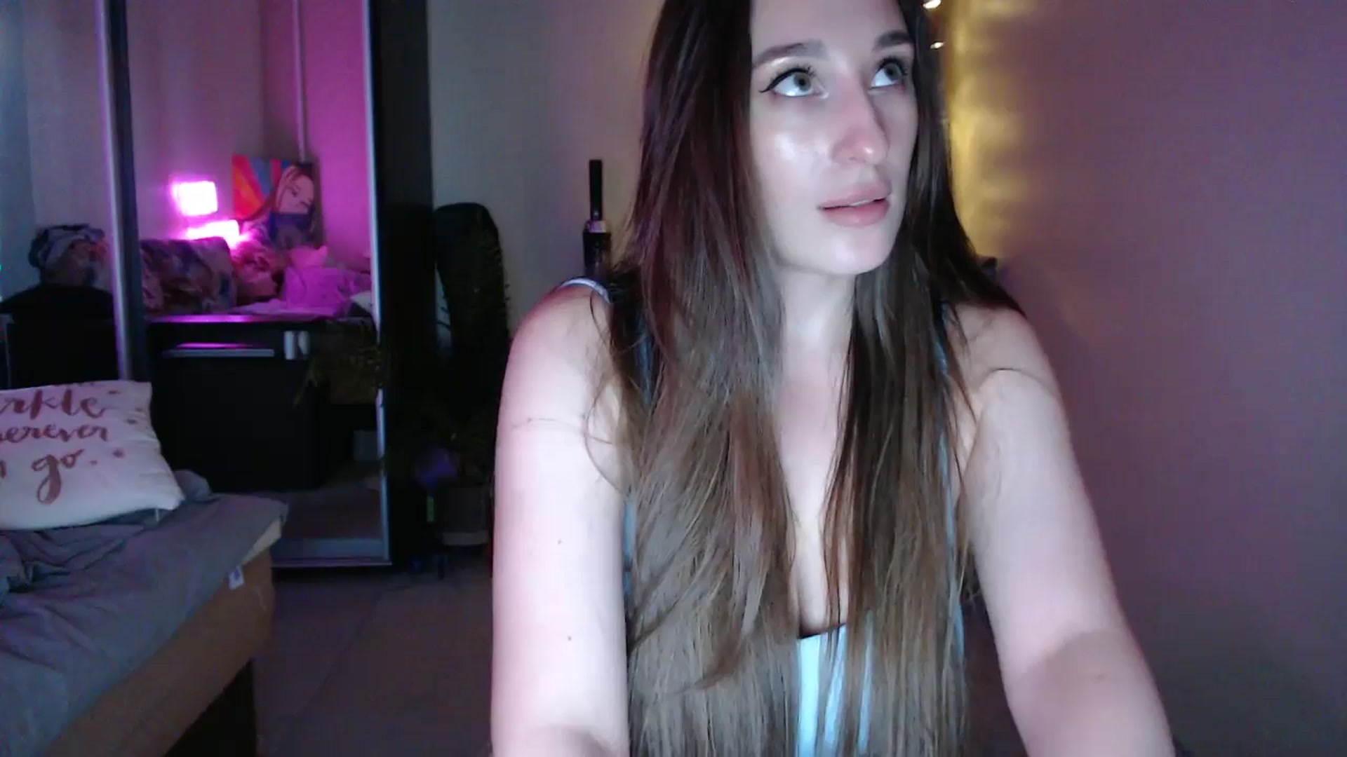 Gallery image thumbnail from Adriana_b's myfreecams stream on, 08/11/2024, 17:01 image 5 of 20