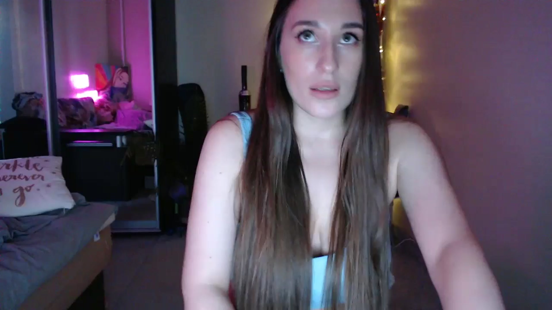 Gallery image thumbnail from Adriana_b's myfreecams stream on, 08/11/2024, 17:01 image 3 of 20