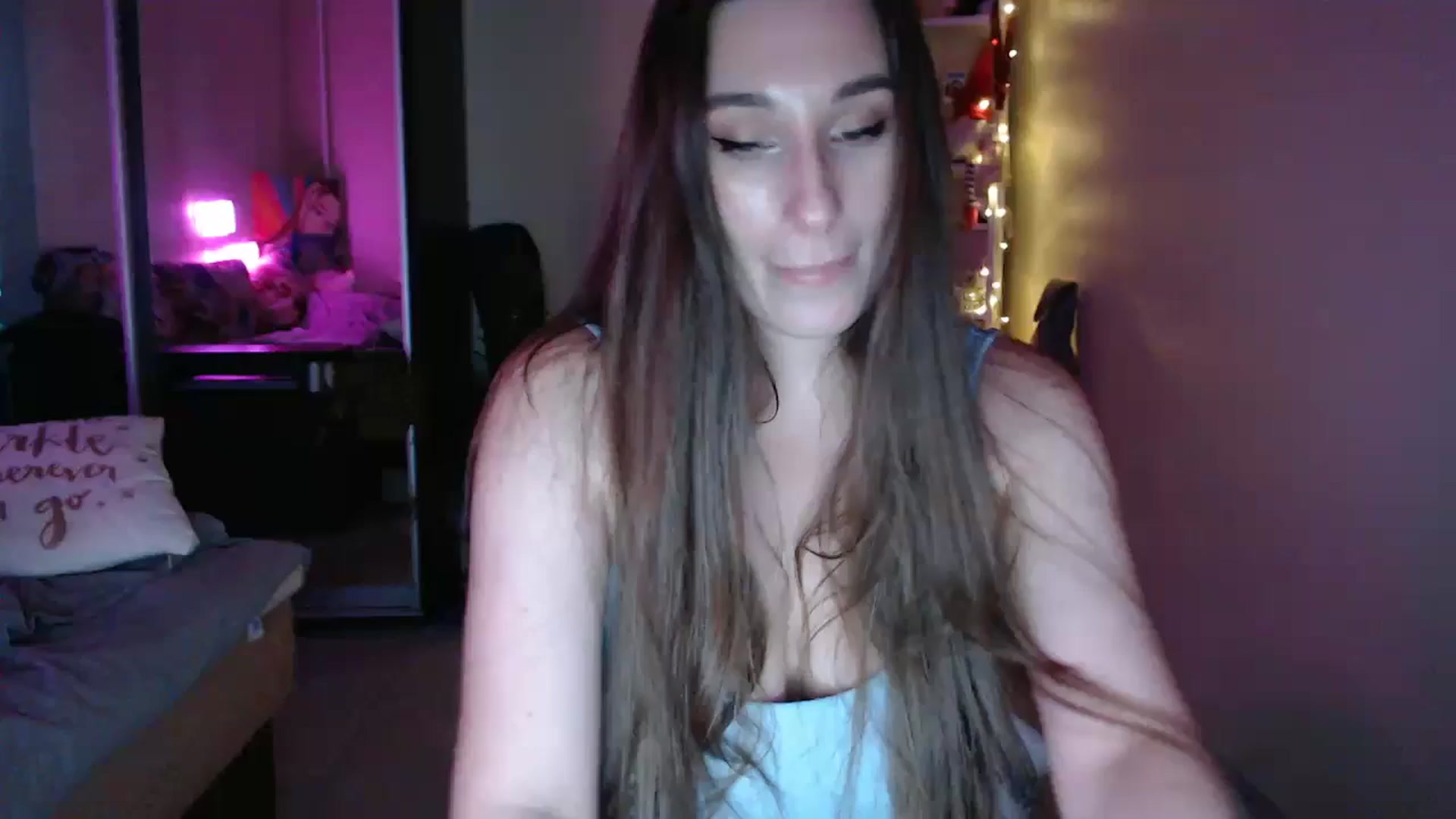 Gallery image thumbnail from Adriana_b's myfreecams stream on, 08/11/2024, 17:01 image 17 of 20