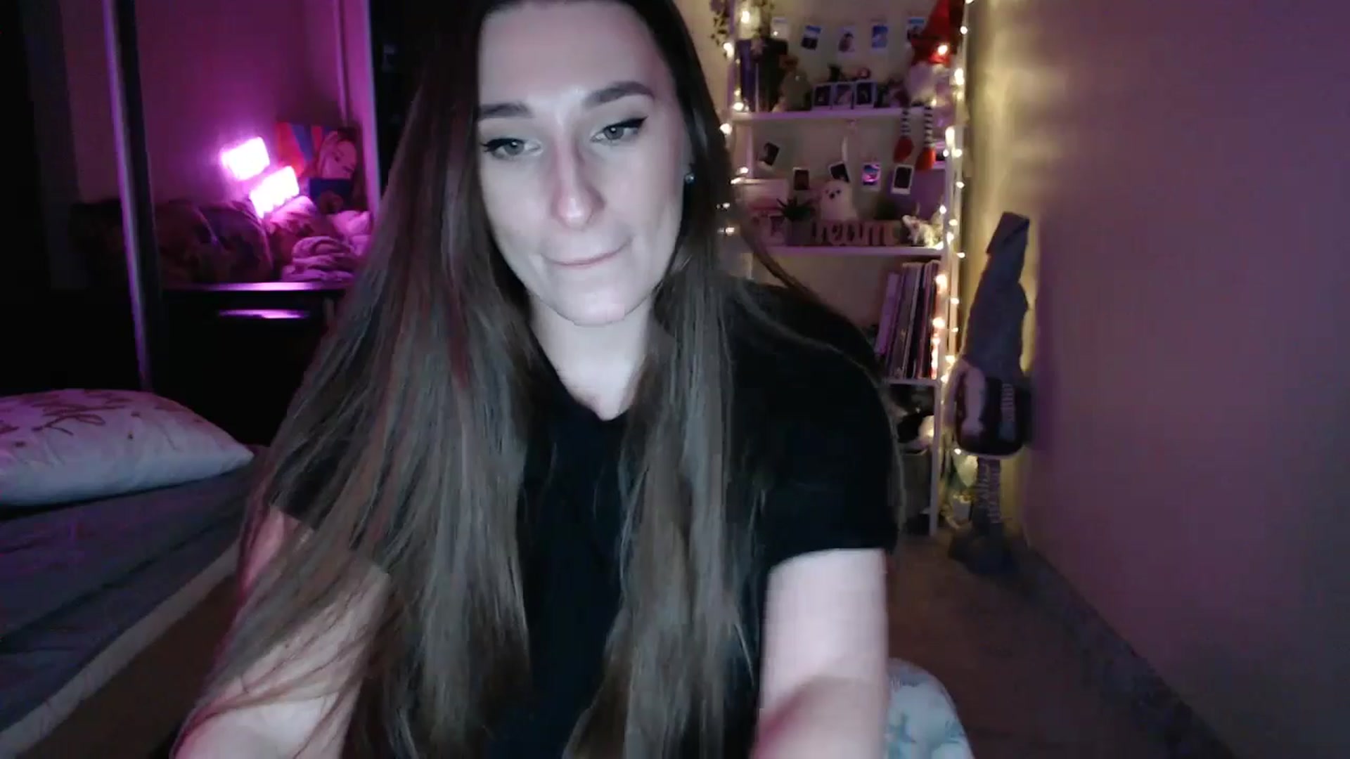 Gallery image thumbnail from Adriana_b's myfreecams stream on, 09/21/2024, 18:02 image 3 of 20