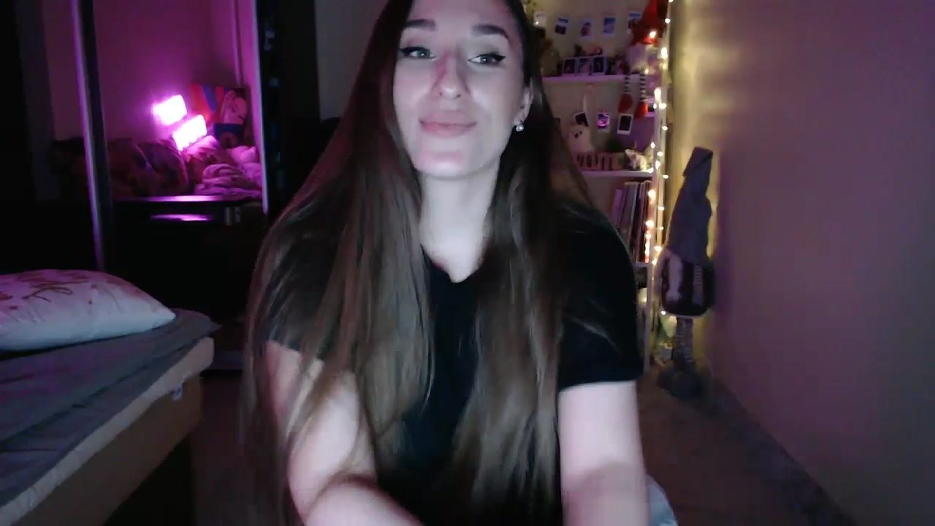 Gallery image thumbnail from Adriana_b's myfreecams stream on, 09/21/2024, 18:02 image 2 of 20