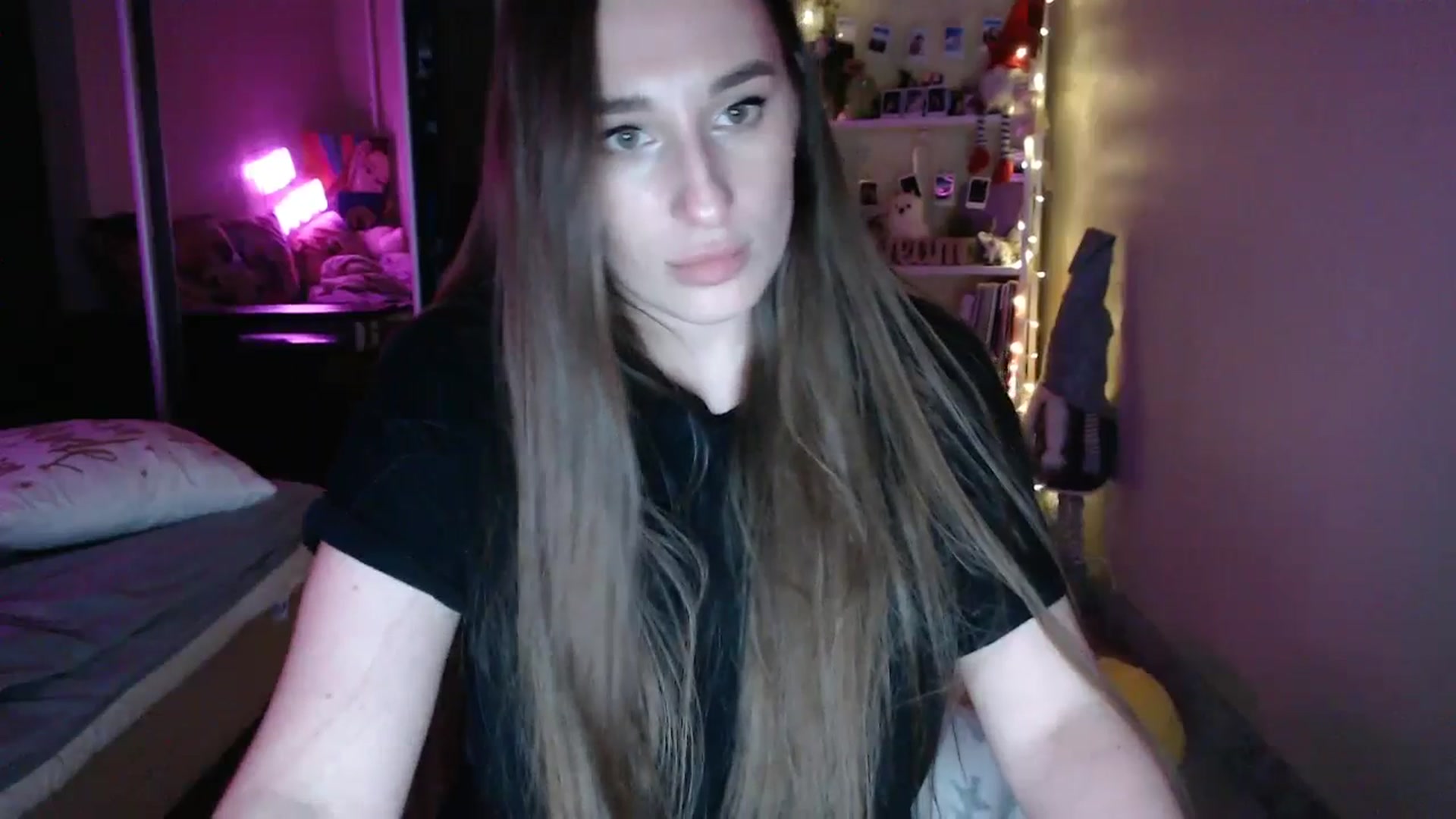 Gallery image thumbnail from Adriana_b's myfreecams stream on, 09/21/2024, 18:02 image 12 of 20
