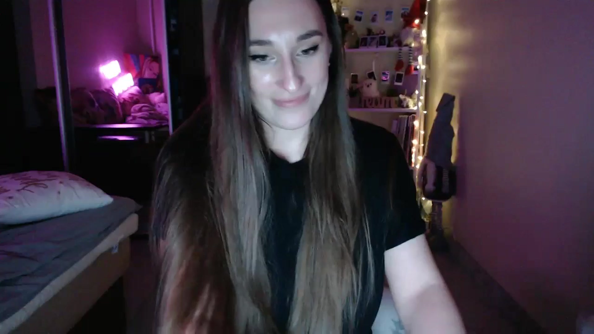 Gallery image thumbnail from Adriana_b's myfreecams stream on, 09/21/2024, 18:02 image 16 of 20