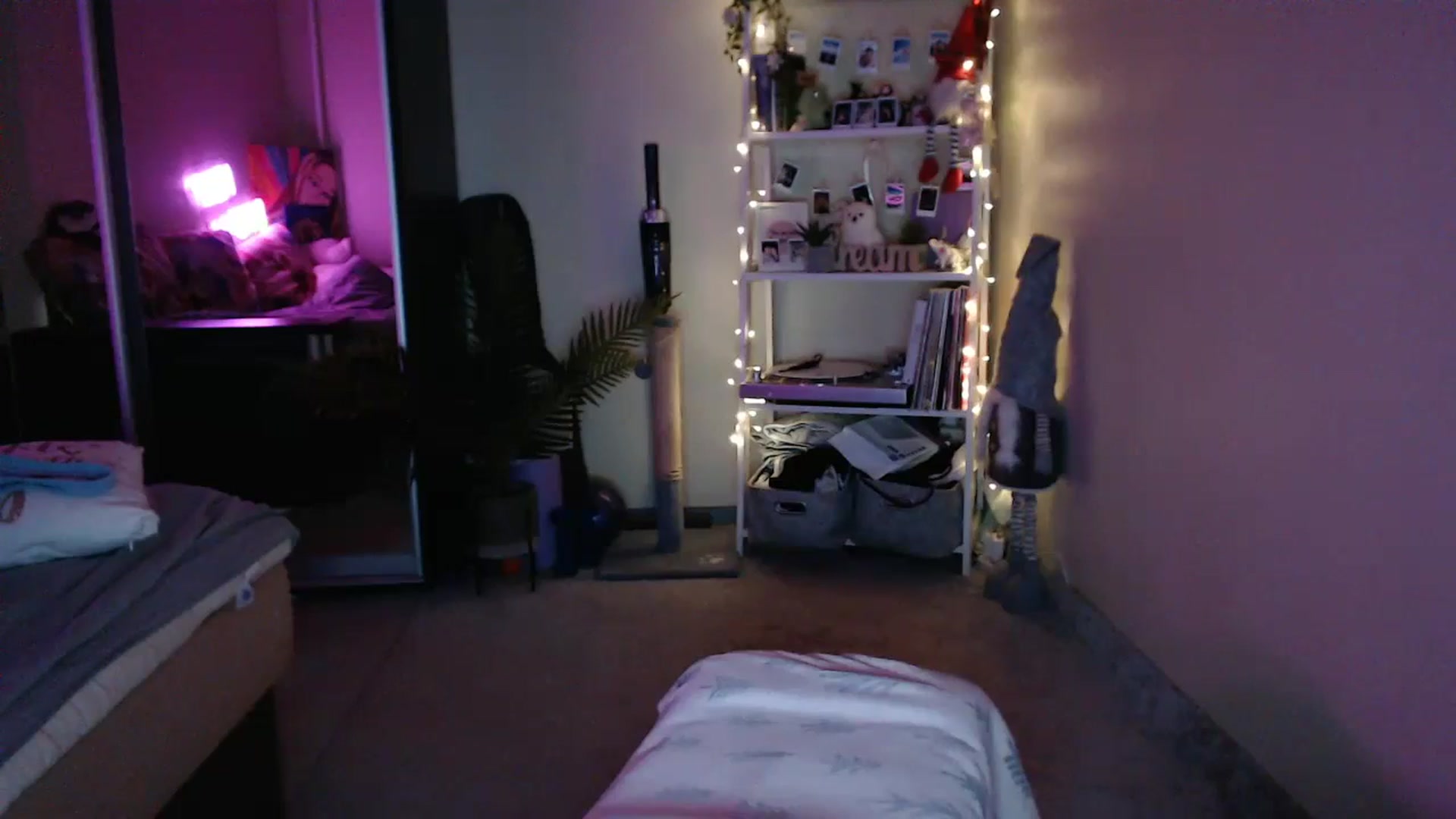 Gallery image thumbnail from Adriana_b's myfreecams stream on, 09/22/2024, 17:02 image 20 of 20