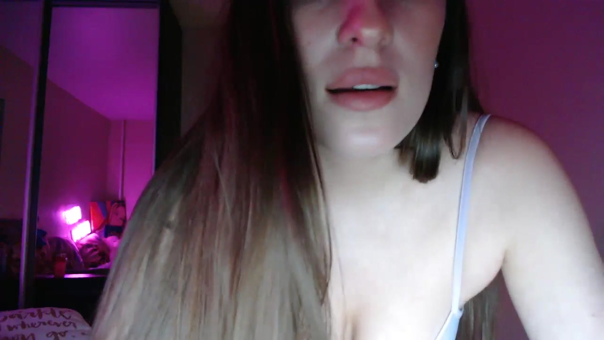 Gallery image thumbnail from Adriana_b's myfreecams stream on, 11/03/2024, 16:48 image 13 of 20