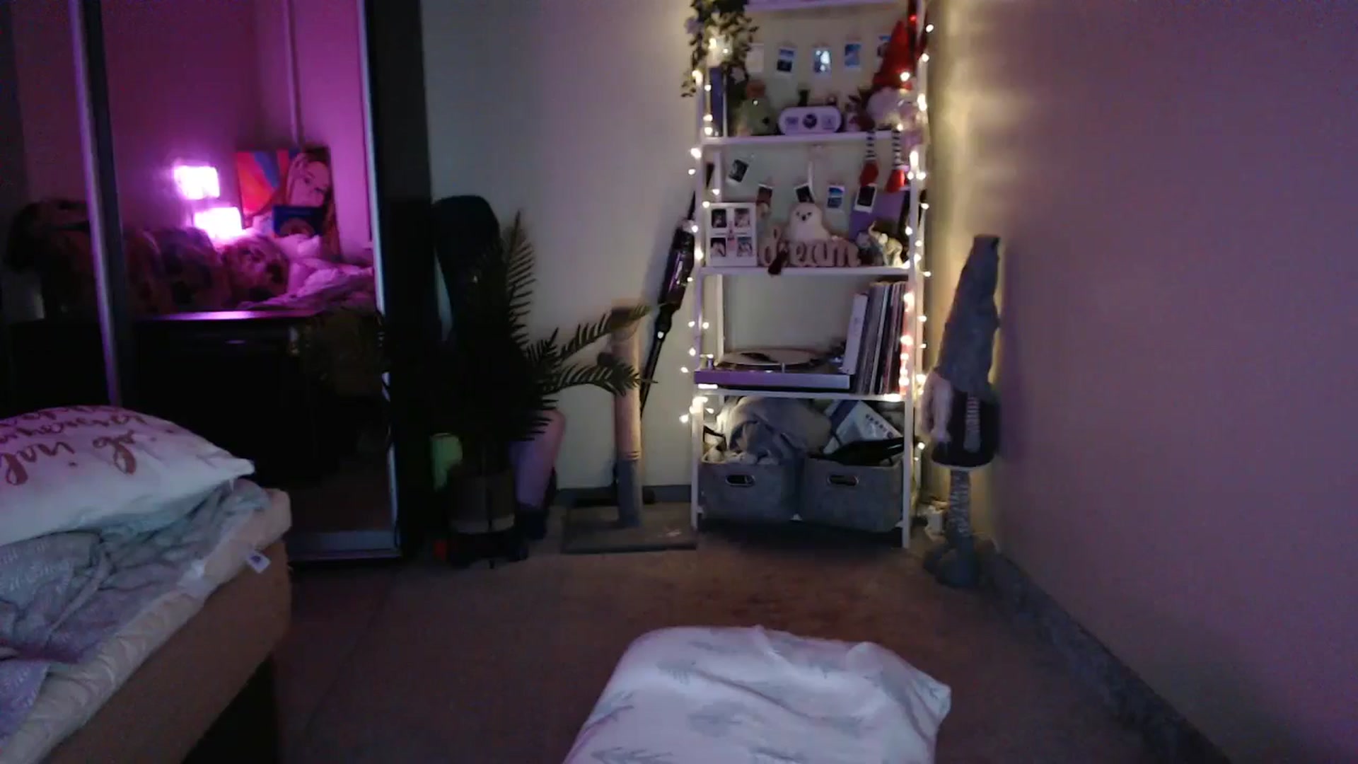 Gallery image thumbnail from Adriana_b's myfreecams stream on, 11/10/2024, 16:39 image 6 of 20
