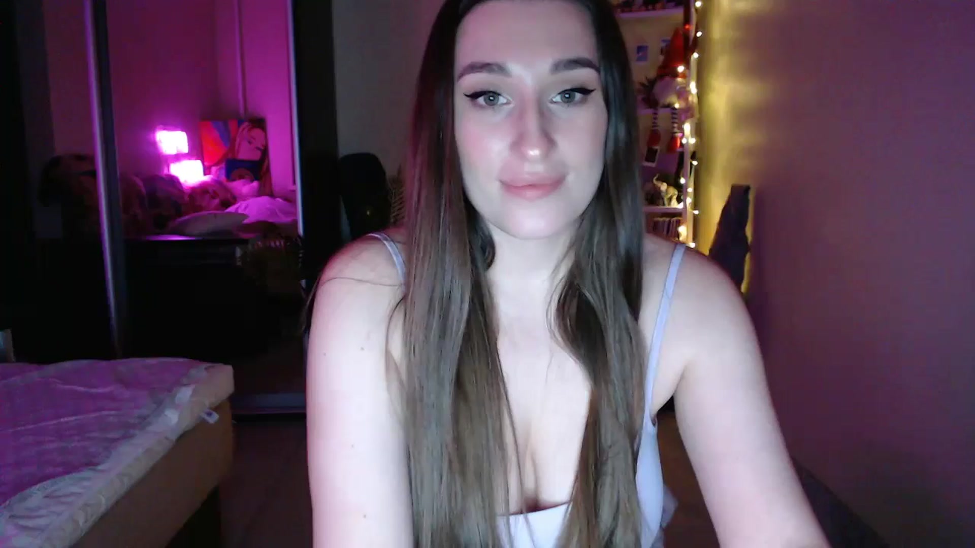 Gallery image thumbnail from Adriana_b's myfreecams stream on, 11/10/2024, 17:57 image 6 of 20