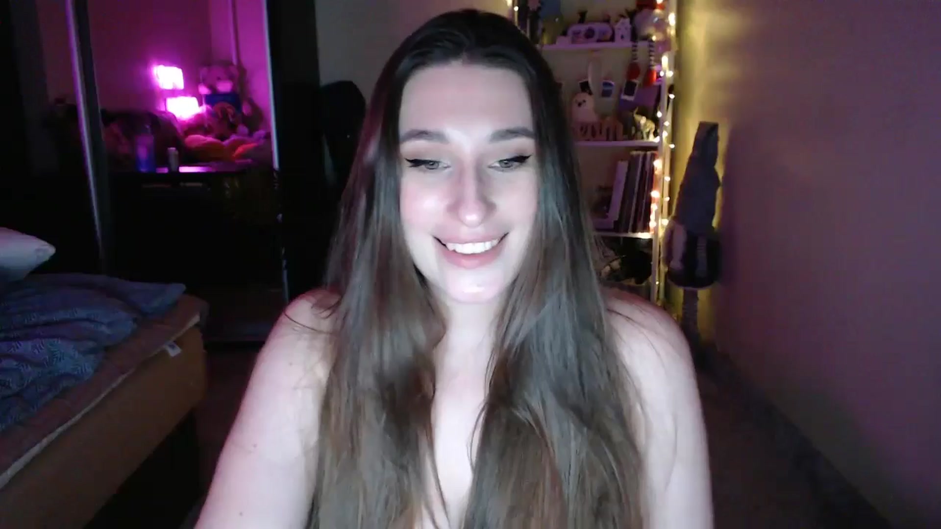 Gallery image thumbnail from Adriana_b's myfreecams stream on, 01/18/2025, 19:52 image 15 of 20