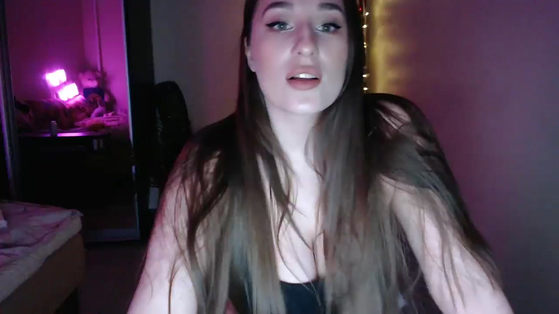 Gallery image thumbnail from Adriana_b's myfreecams stream on, 03/16/2025, 17:09 image 1 of 20