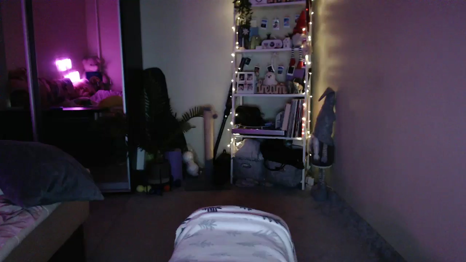 Gallery image thumbnail from Adriana_b's myfreecams stream on, 05/10/2025, 18:33 image 16 of 20