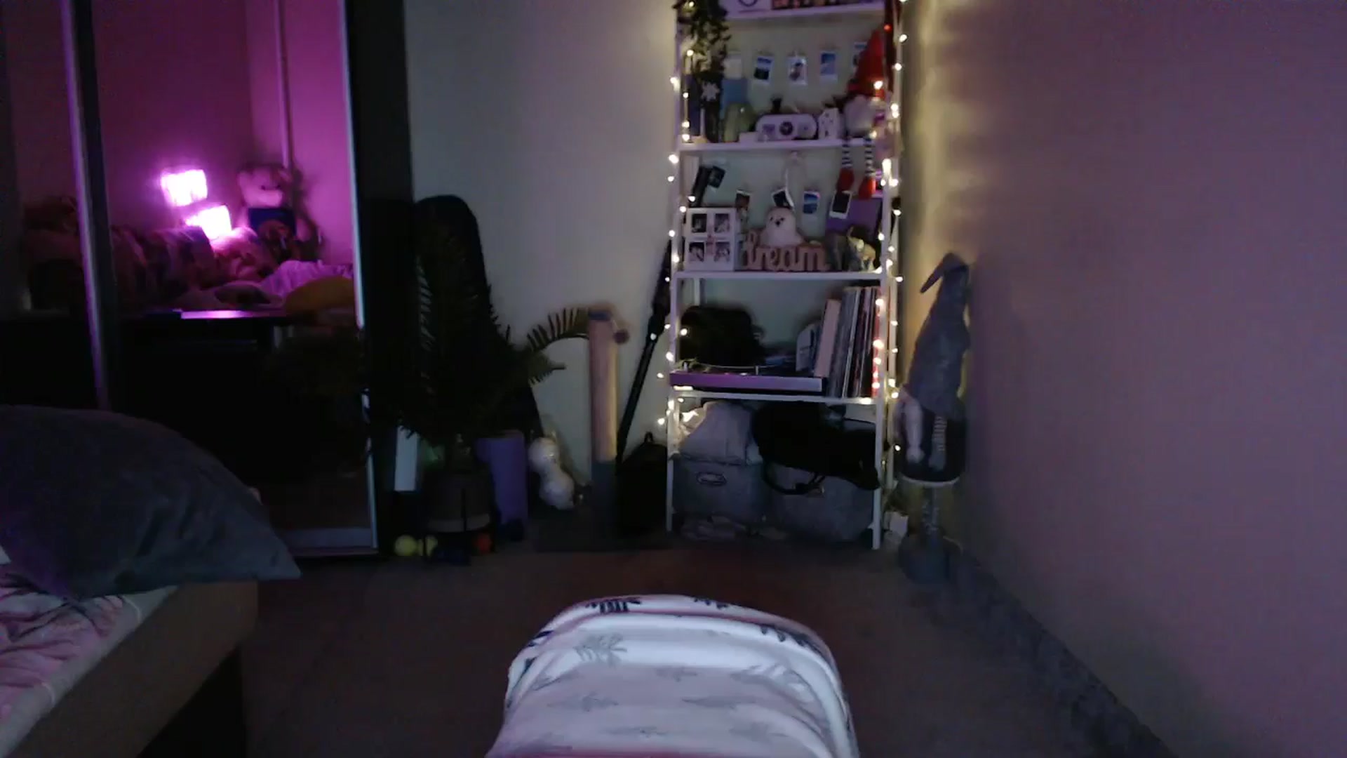 Gallery image thumbnail from Adriana_b's myfreecams stream on, 05/10/2025, 18:33 image 18 of 20