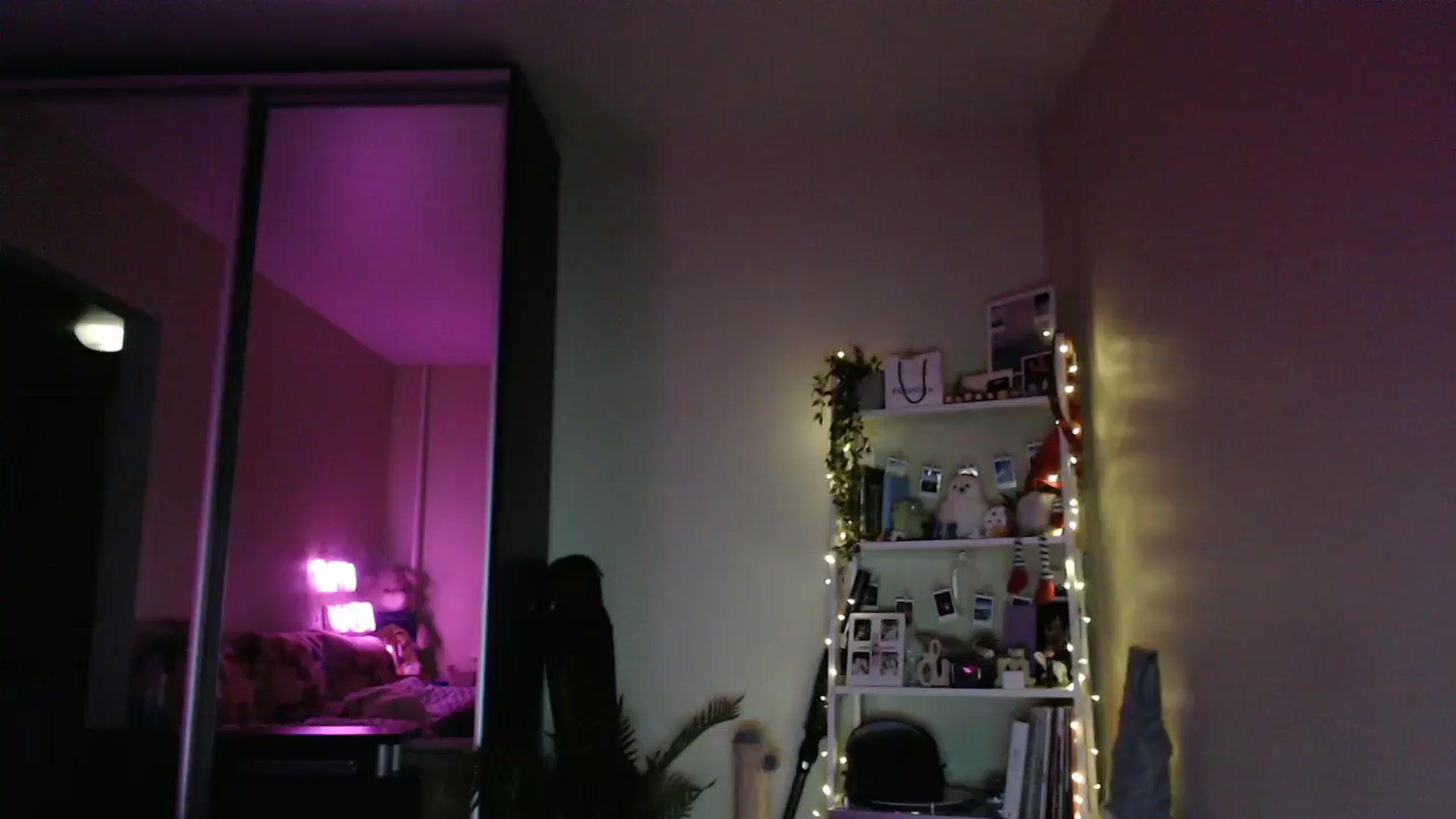 Gallery image thumbnail from Adriana_b's myfreecams stream on, 09/07/2025, 17:35 image 2 of 20