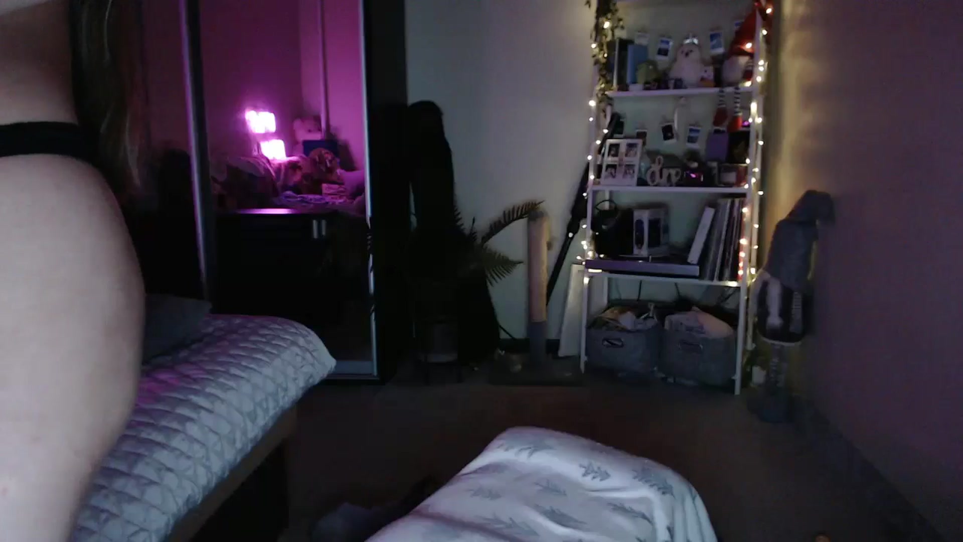 Gallery image thumbnail from Adriana_b's myfreecams stream on, 10/25/2025, 16:45 image 3 of 20