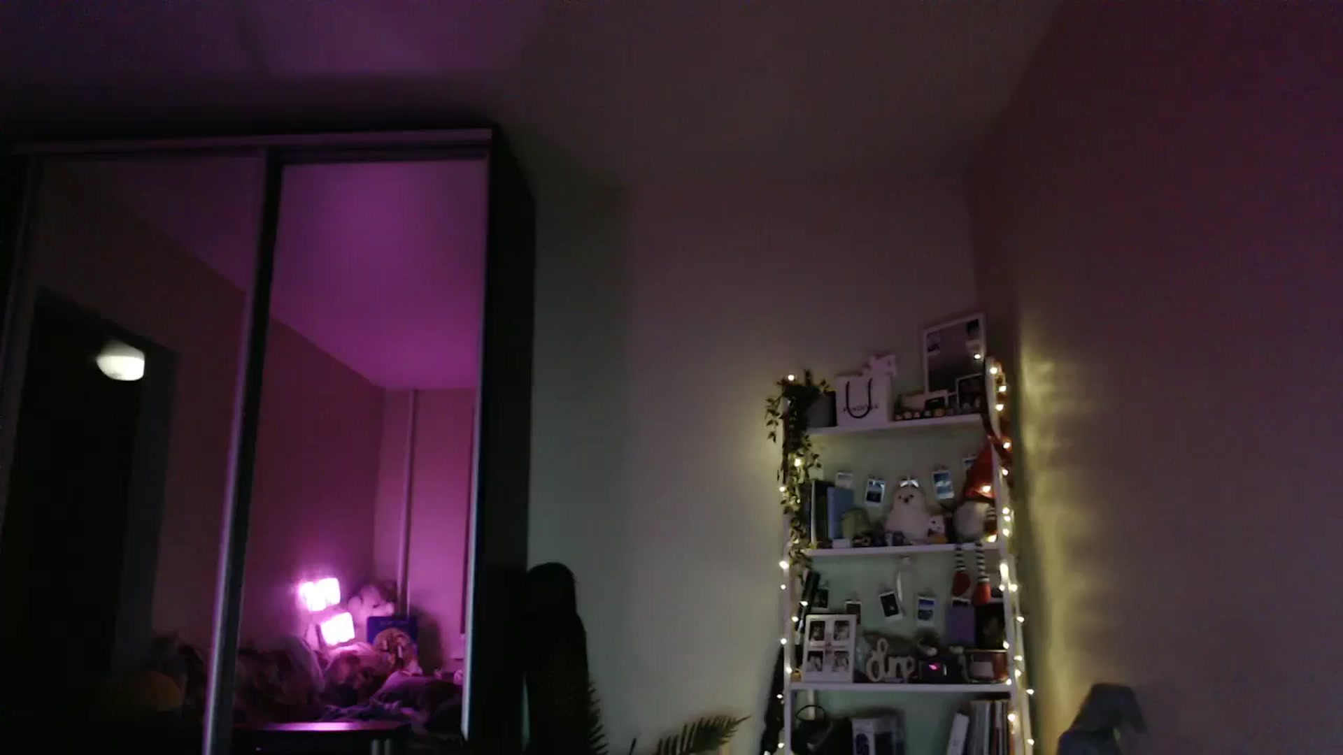 Gallery image thumbnail from Adriana_b's myfreecams stream on, 10/26/2025, 18:10 image 14 of 20