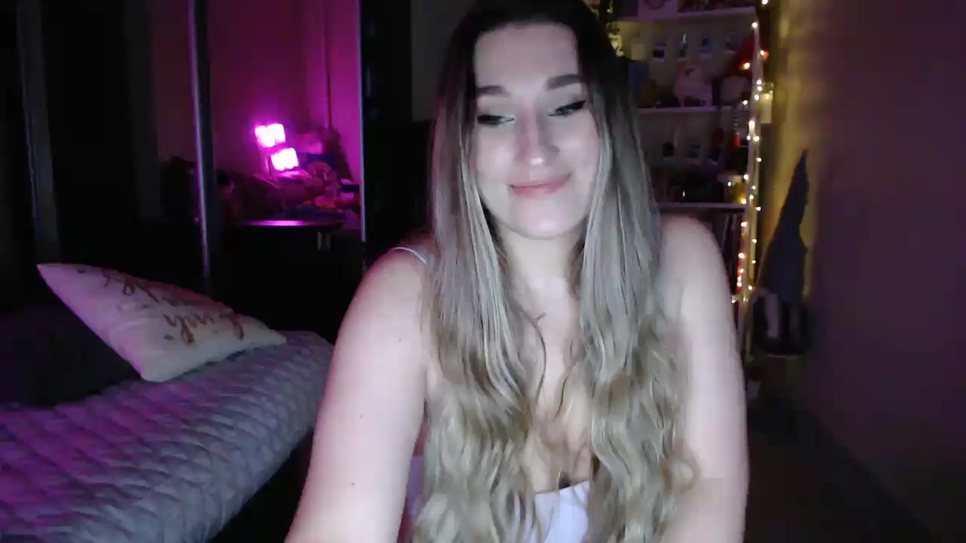 Gallery image thumbnail from Adriana_b's myfreecams stream on, 03/01/2026, 18:27 image 13 of 20