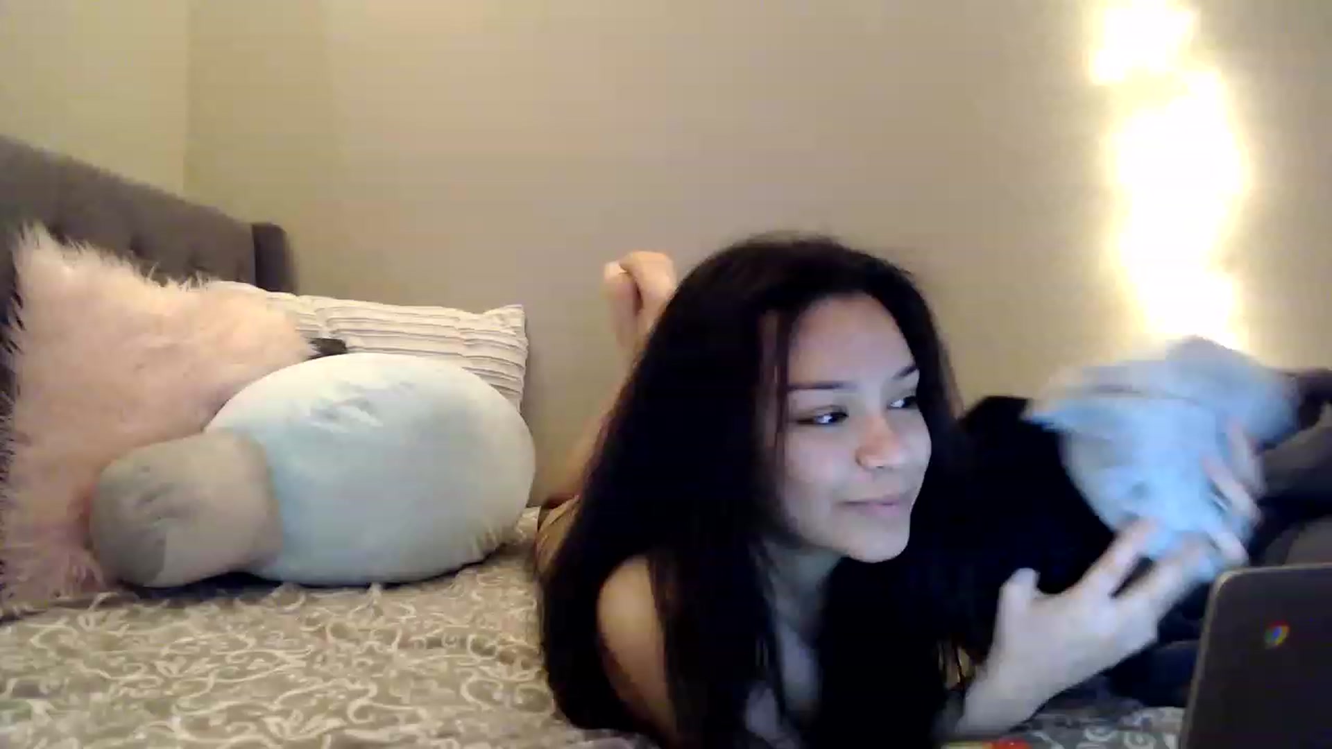 Gallery image thumbnail from Adrianaxo1's myfreecams stream on, 11/22/2022, 02:25 image 11 of 20