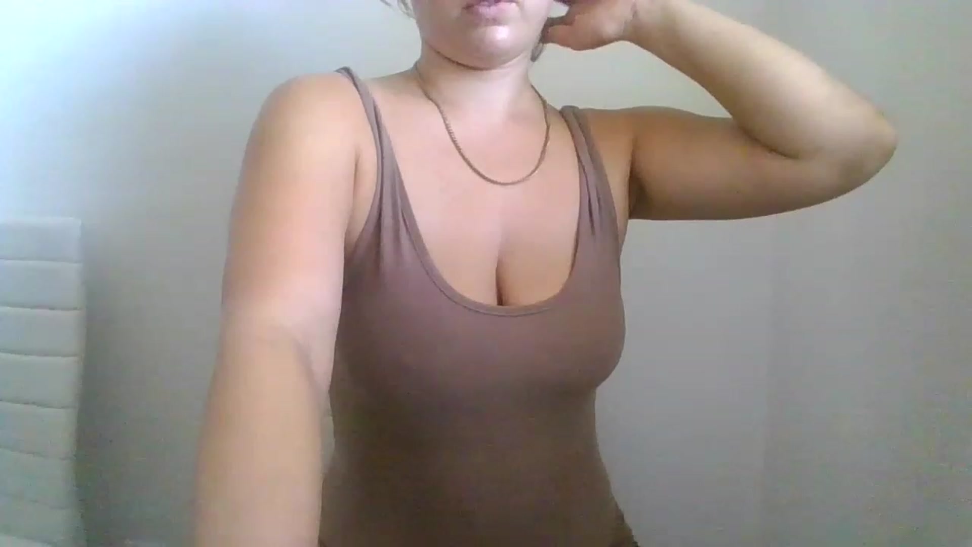 Gallery image thumbnail from Adrianaxx18's myfreecams stream on, 11/14/2022, 13:59 image 1 of 20