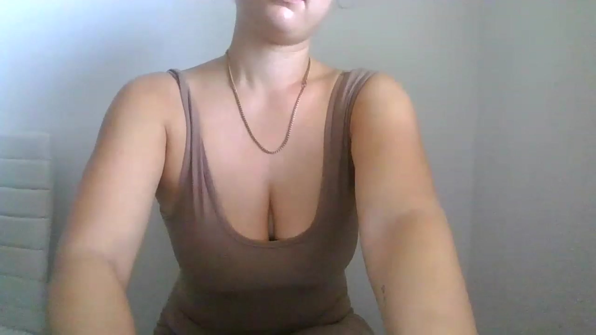 Gallery image thumbnail from Adrianaxx18's myfreecams stream on, 11/14/2022, 13:59 image 16 of 20