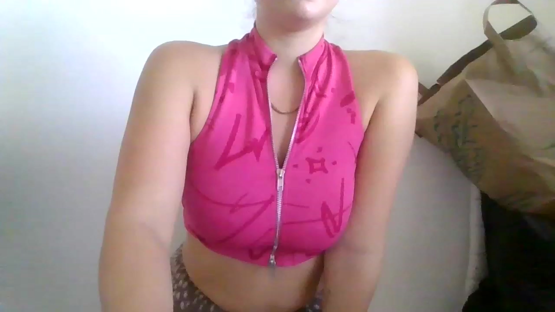 Gallery image thumbnail from Adrianaxx18's myfreecams stream on, 11/19/2022, 12:37 image 15 of 20