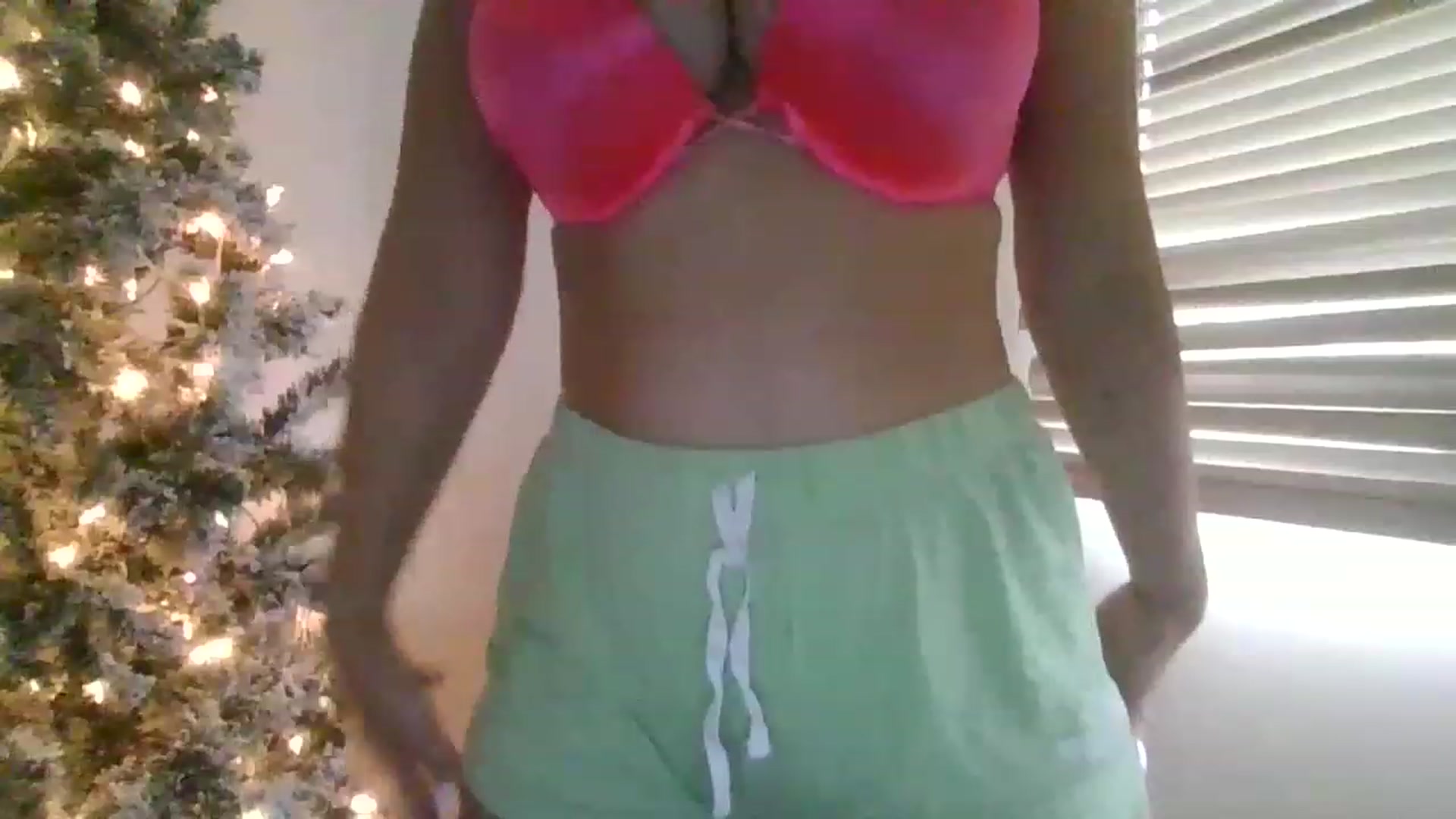 Gallery image thumbnail from Adrianaxx18's myfreecams stream on, 11/22/2022, 13:31 image 3 of 20